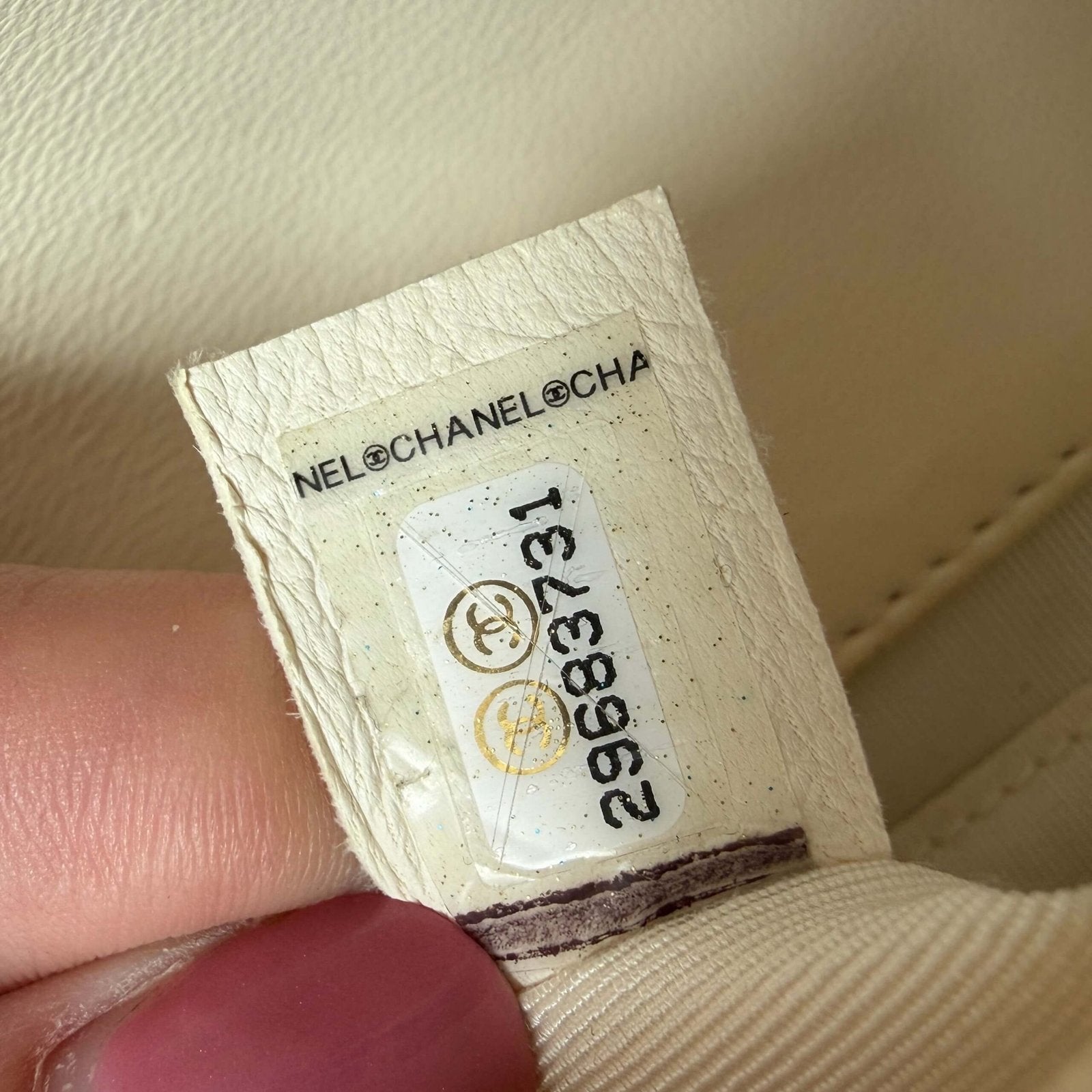 Authentieke Chanel tas kopen serienummer