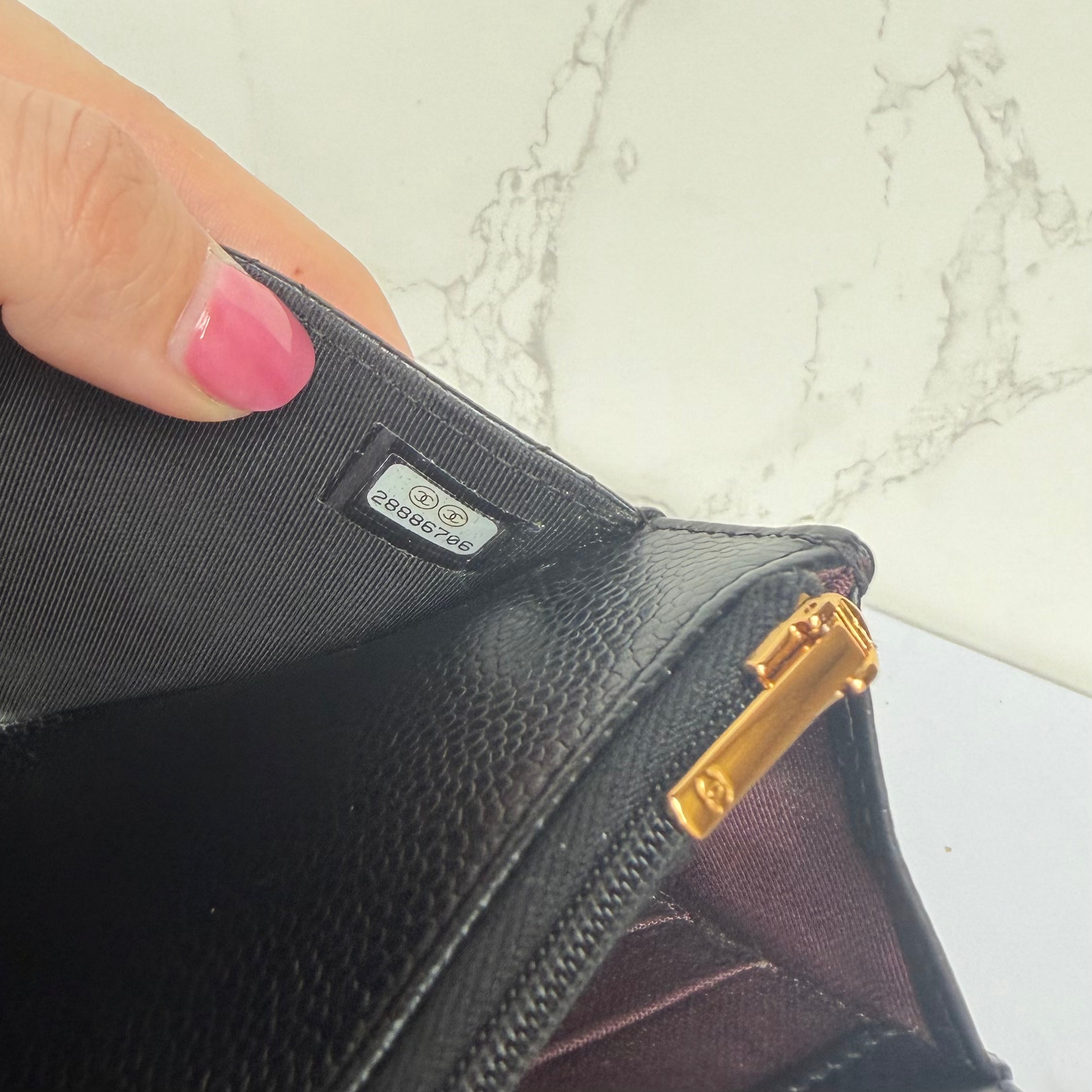 Chanel wallet on chain zwart caviar
