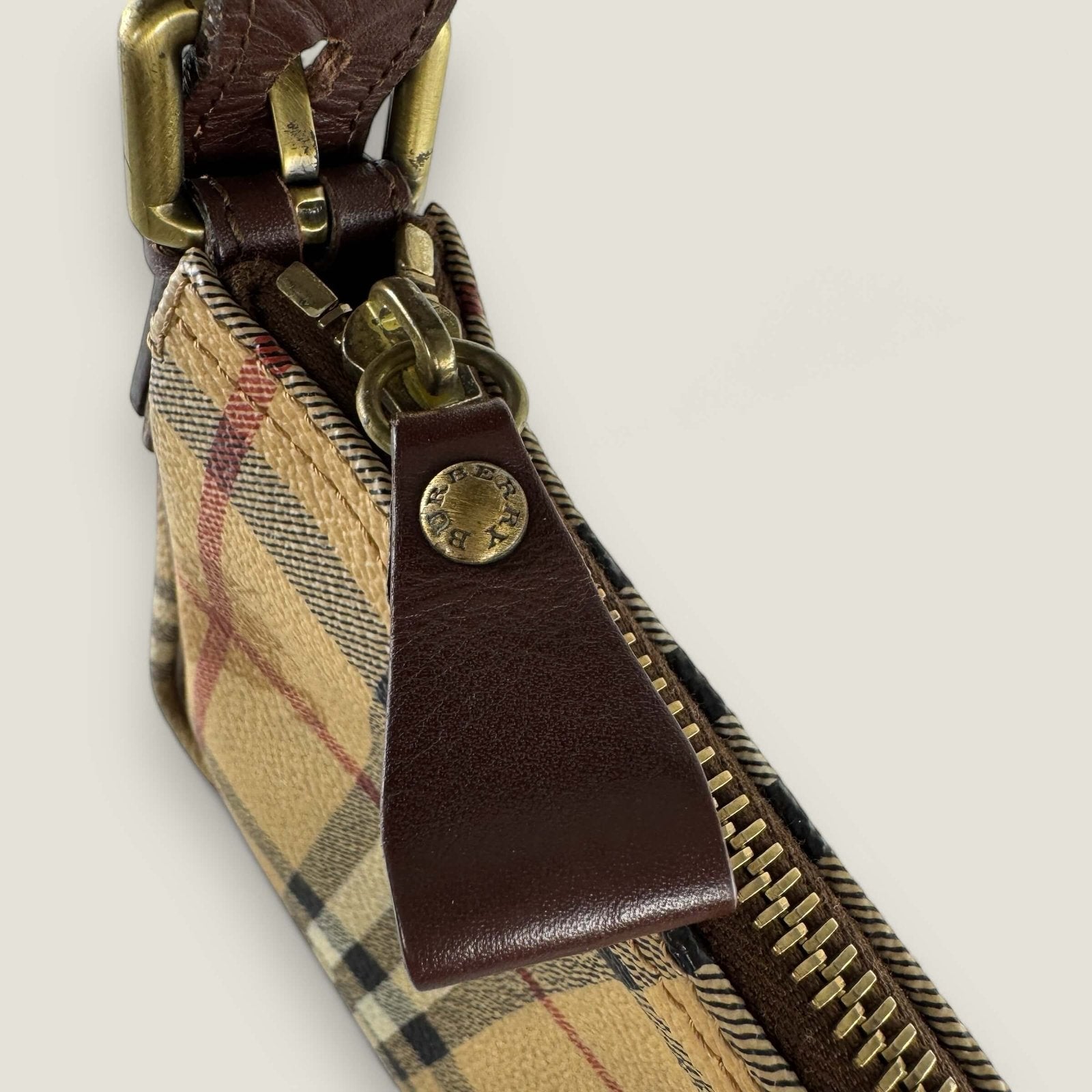 Burberry zip checked shoulder bag