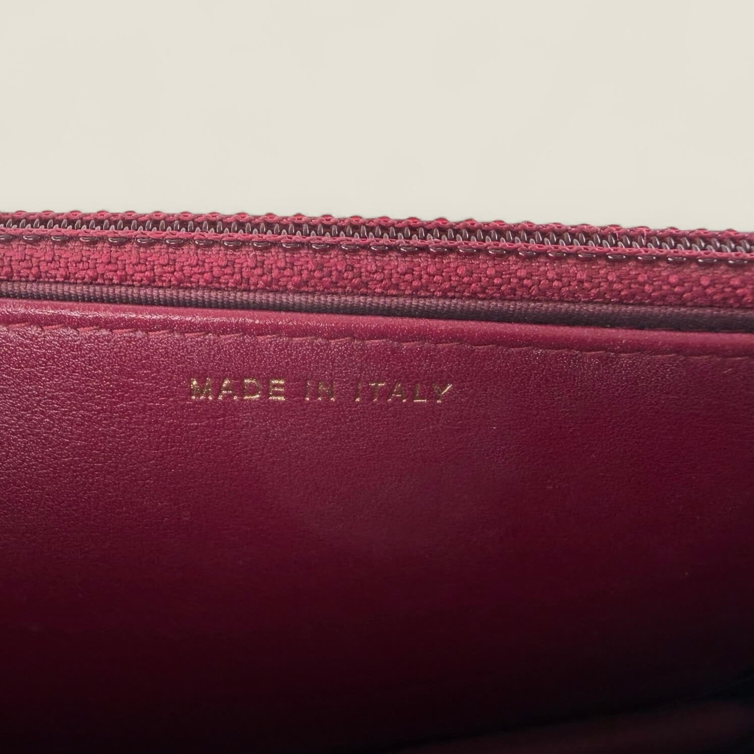 Chanel wallet on chain WOC made in Italy