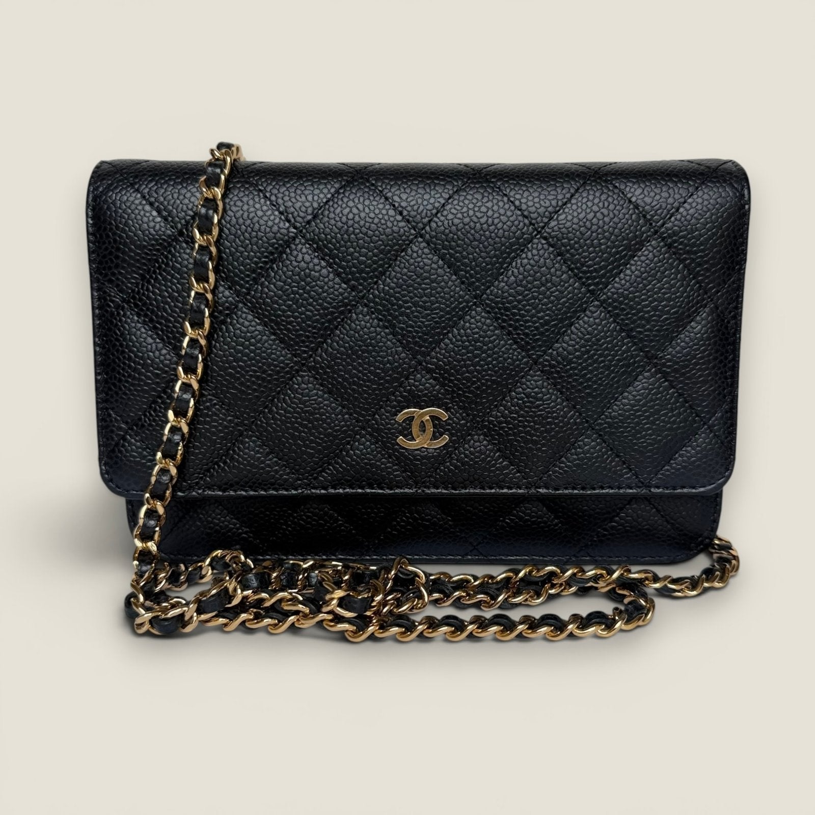 Chanel wallet on chain zwart caviar gouden hardware