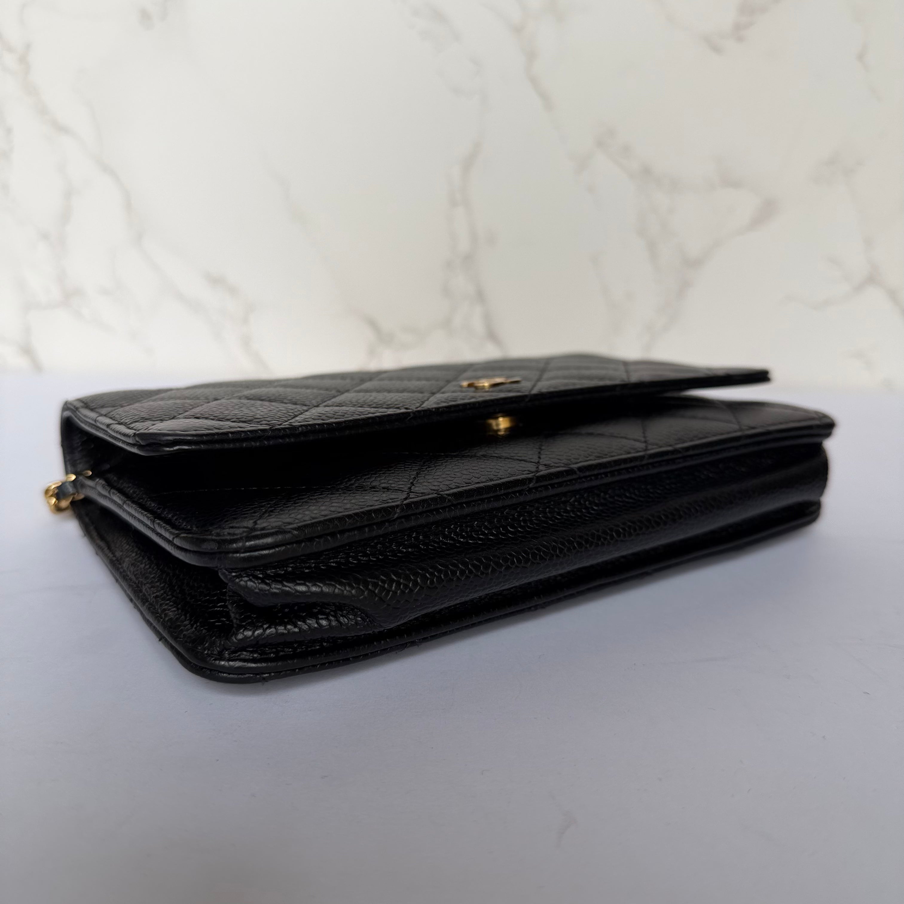 Chanel wallet on chain zwart caviar