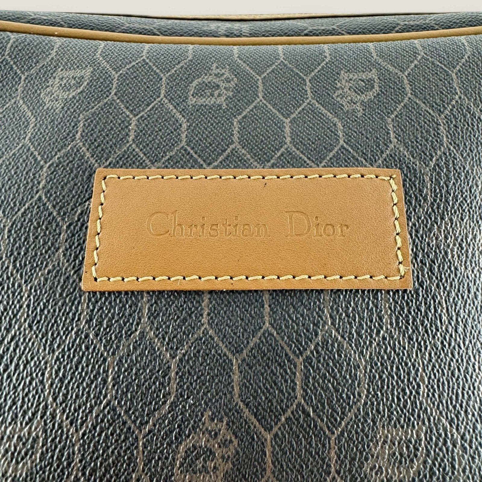 Christian Dior monogram honingraat clutch