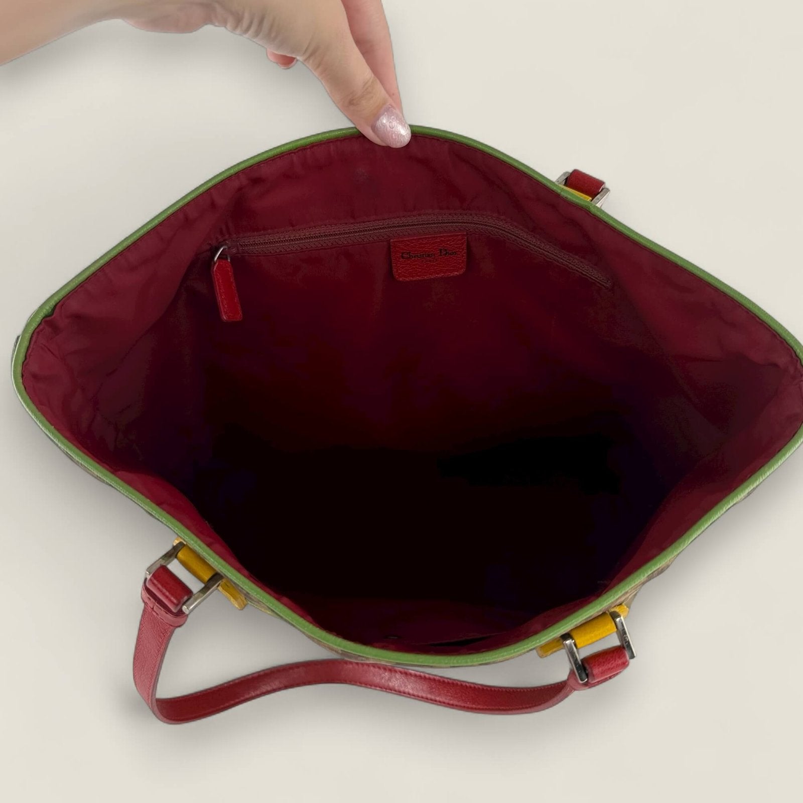 Christian Dior pre-owned tote bag red interior