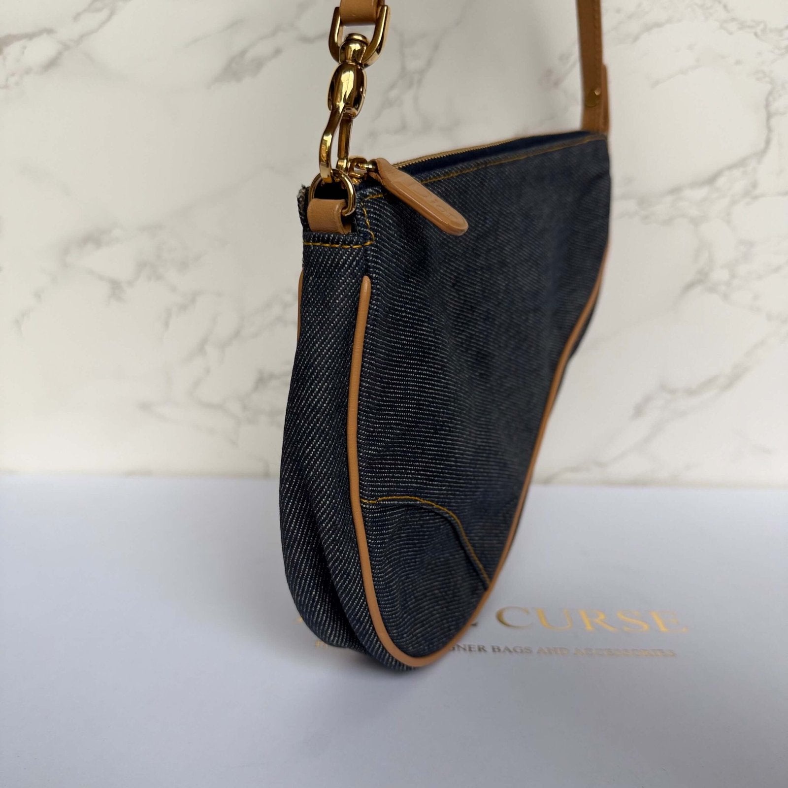 Dior denim saddle pochette zijkant