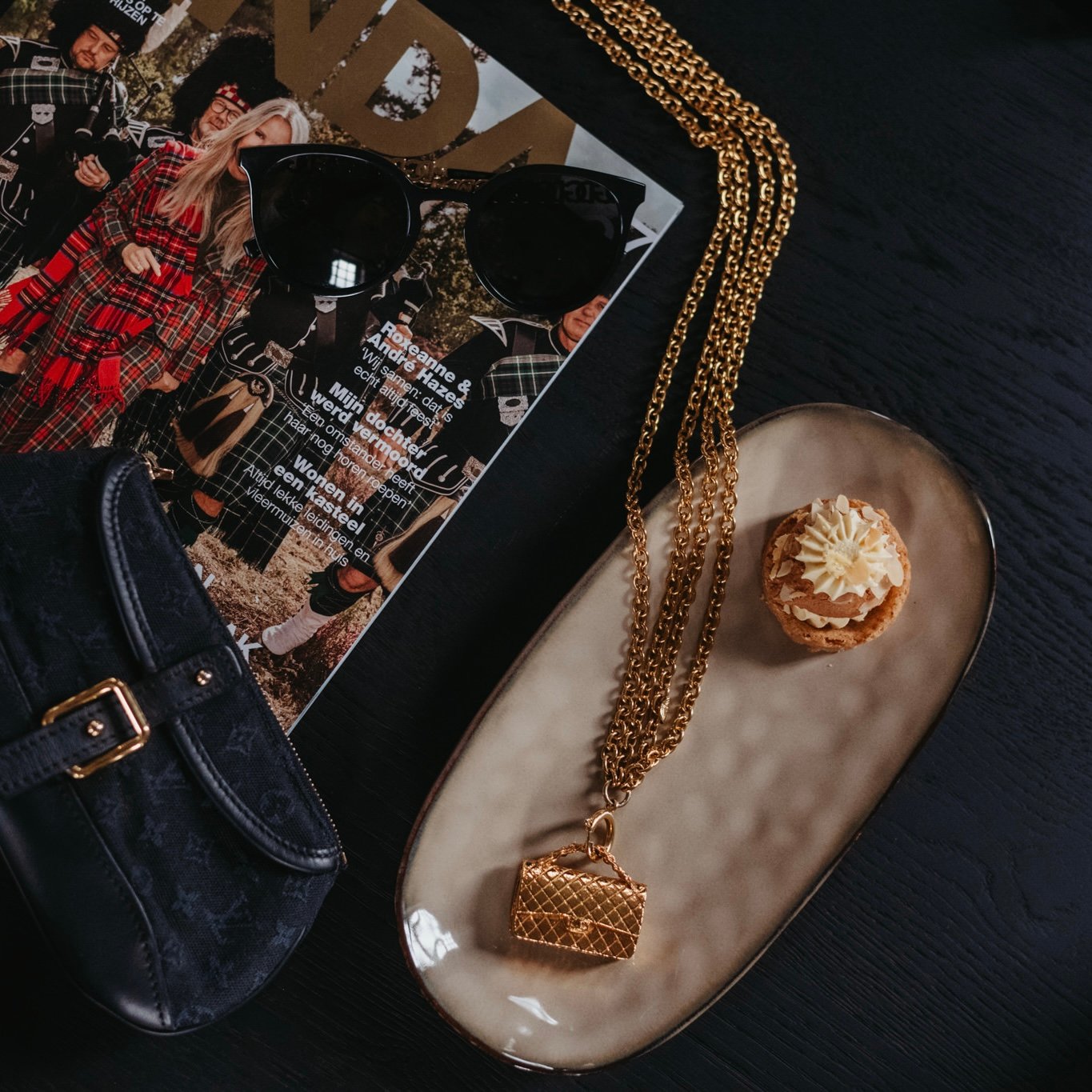 Vintage Chanel chain classic flap bag gold-plated