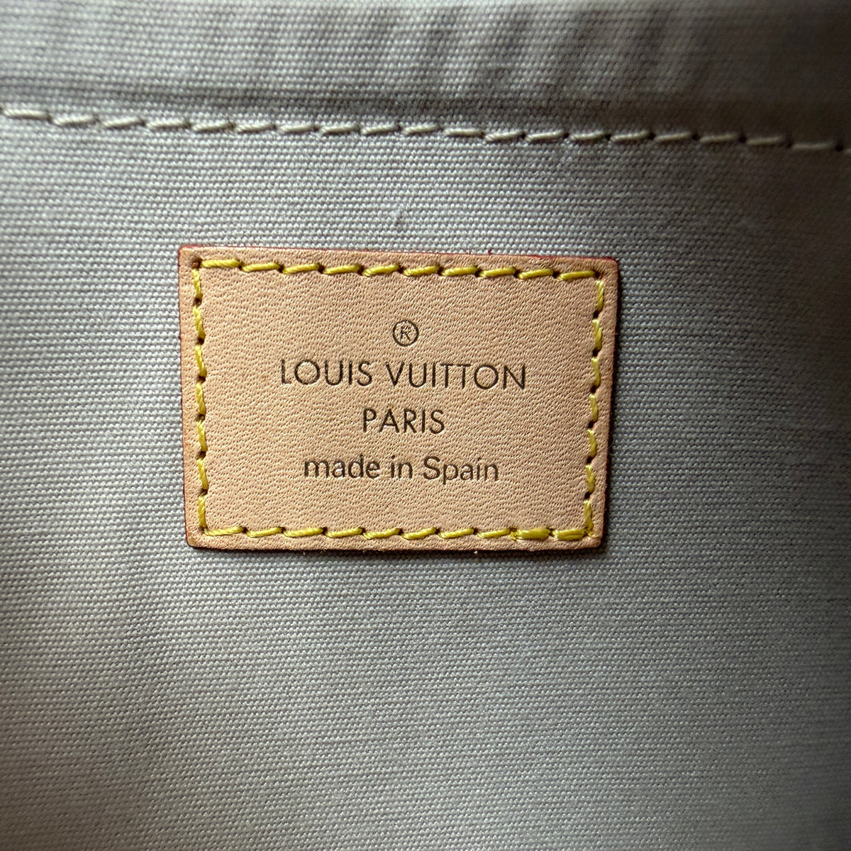 Louis Vuitton miroir pochette accessoires