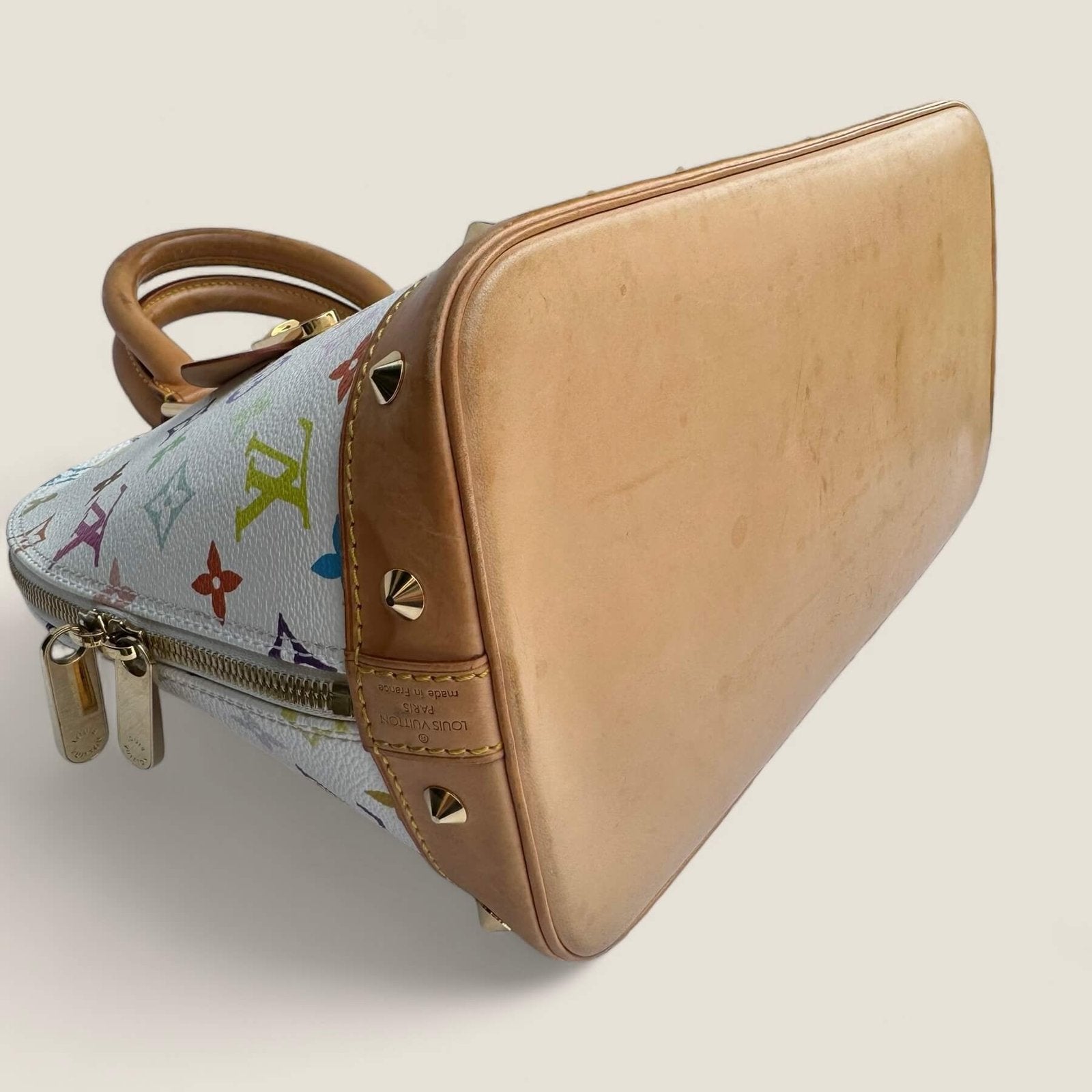 Louis Vuitton Vachetta leather nice patina