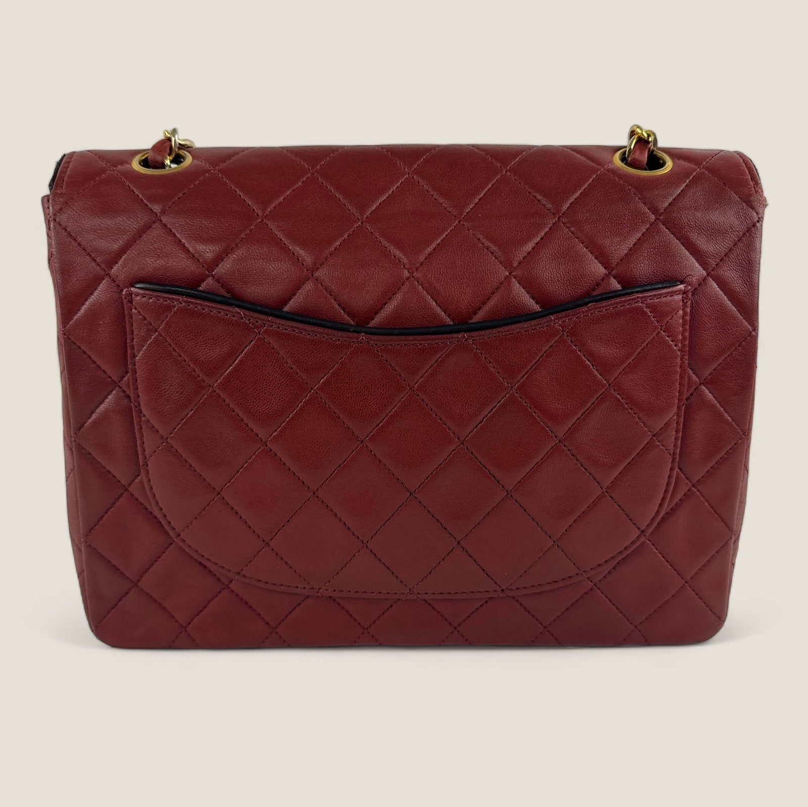 Mona Lisa pocket pre-loved Chanel medium tall single flap red lambskin