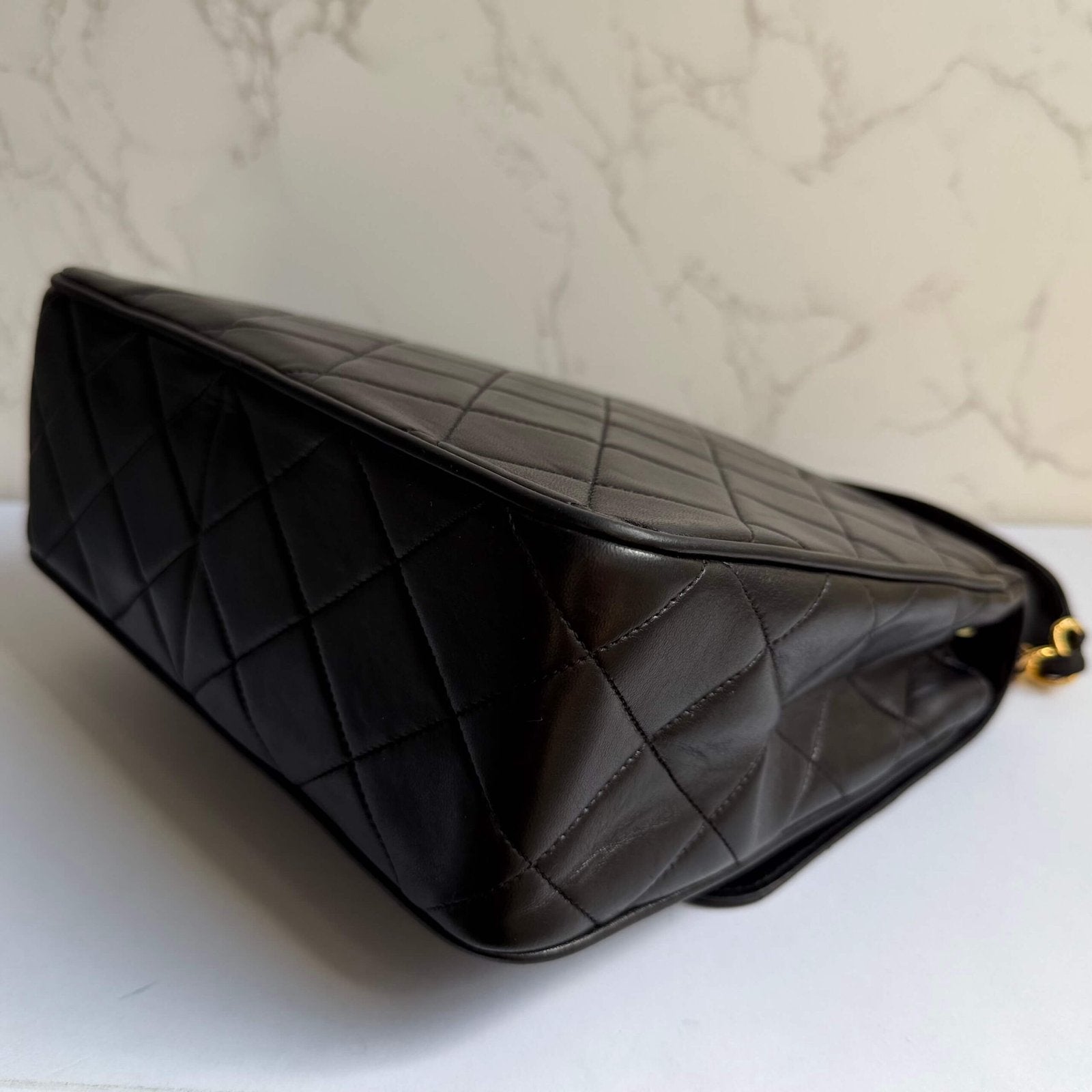 Original Chanel shoulder bag Limburg