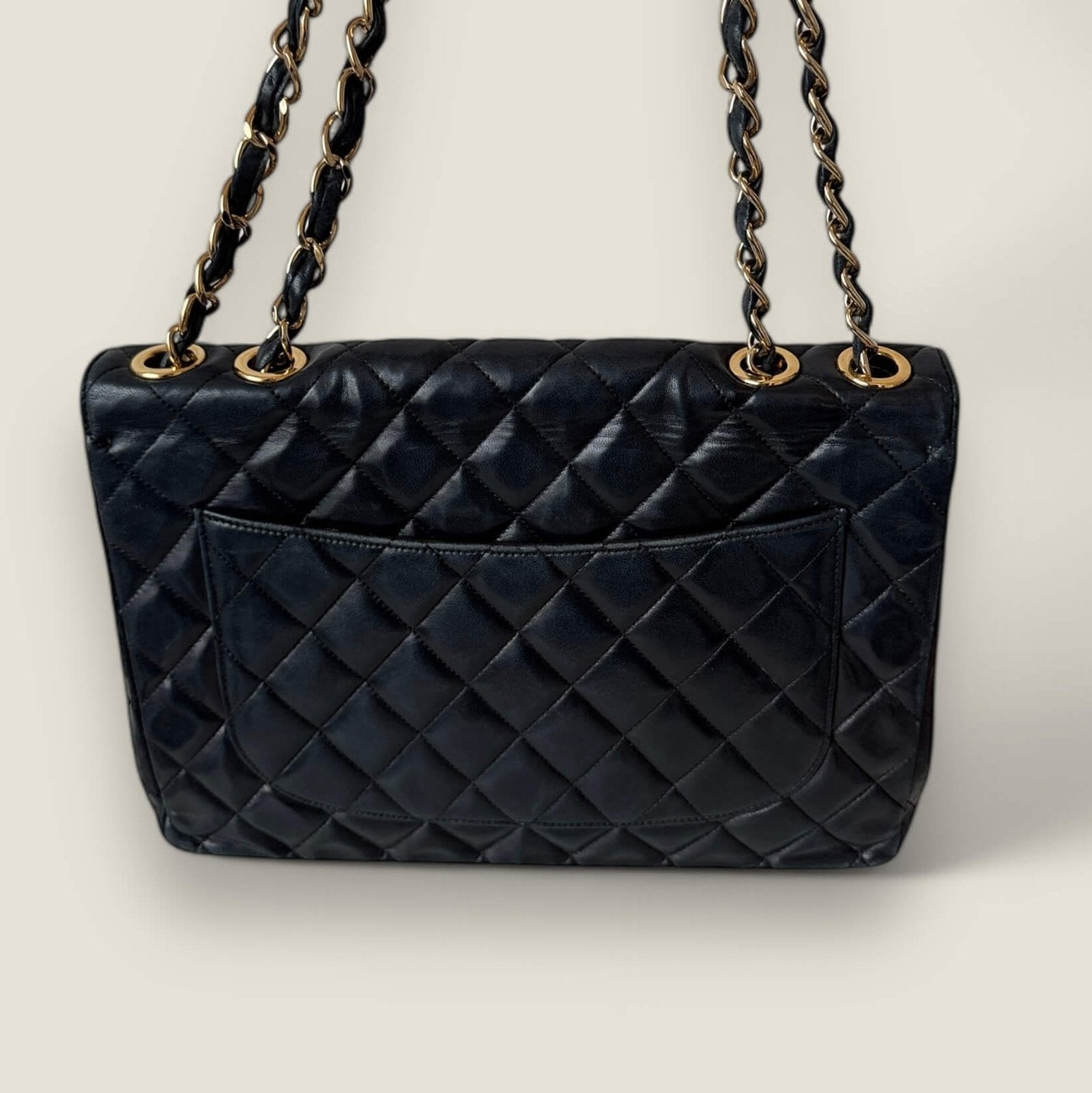 Pre-owned authentic Chanel jumbo 2004-2005