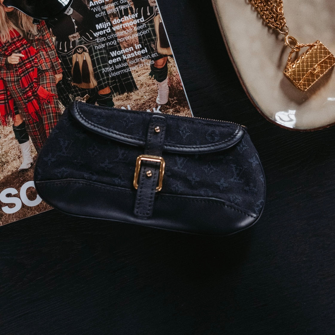 Pre-owned designer pouch Louis Vuitton