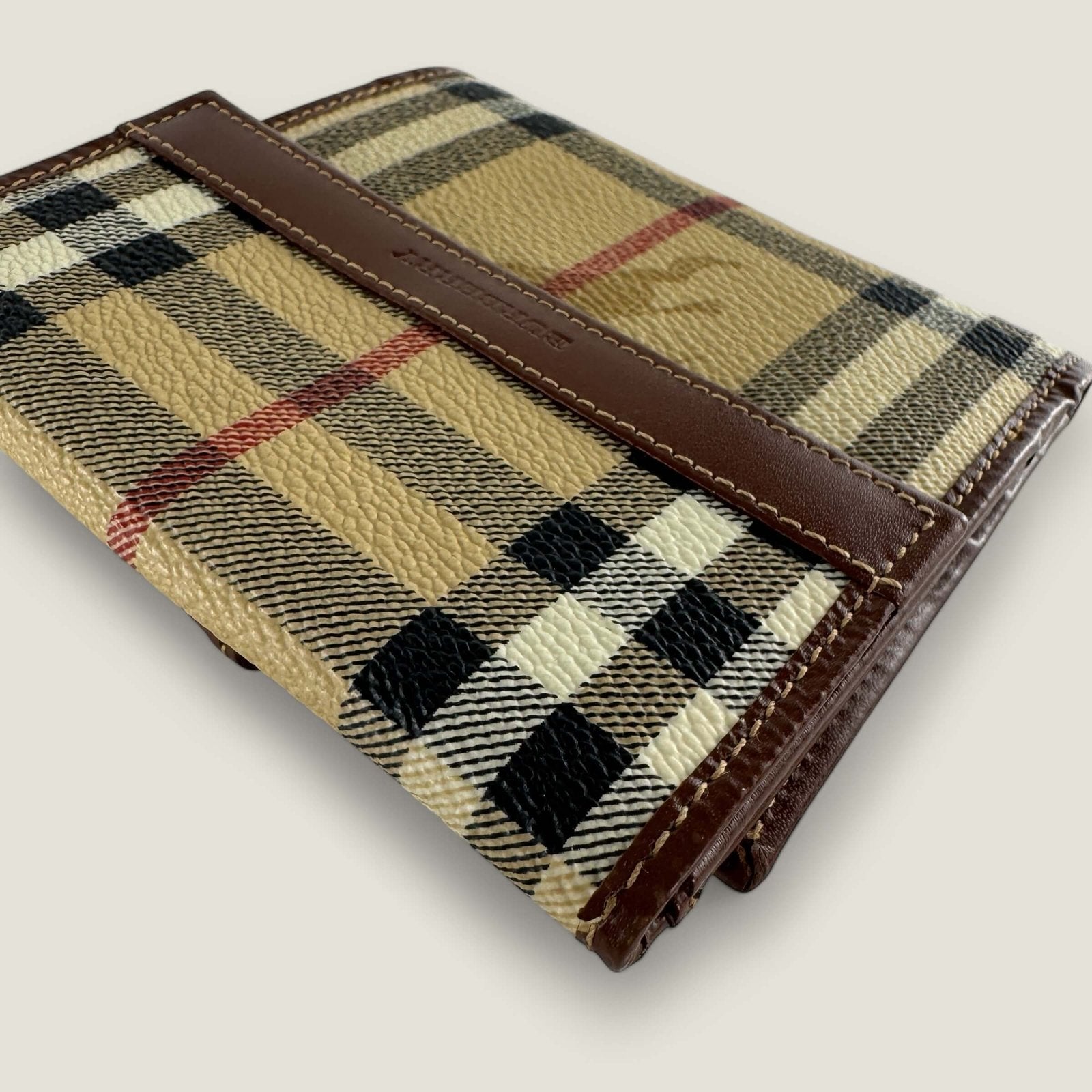 Pre-owned Burberry wallet brown beige check