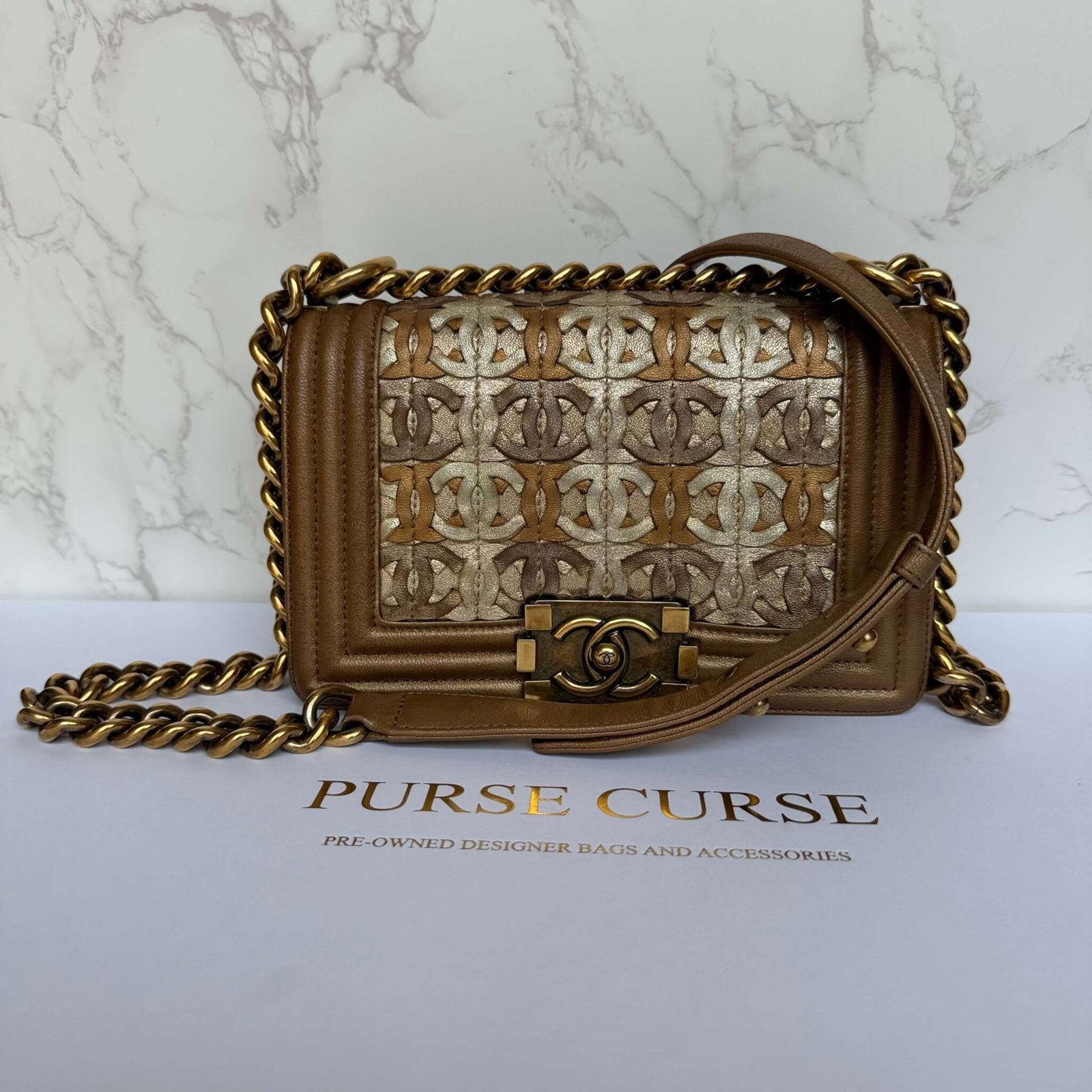 Tweedehands Chanel Boy bag small CC logo