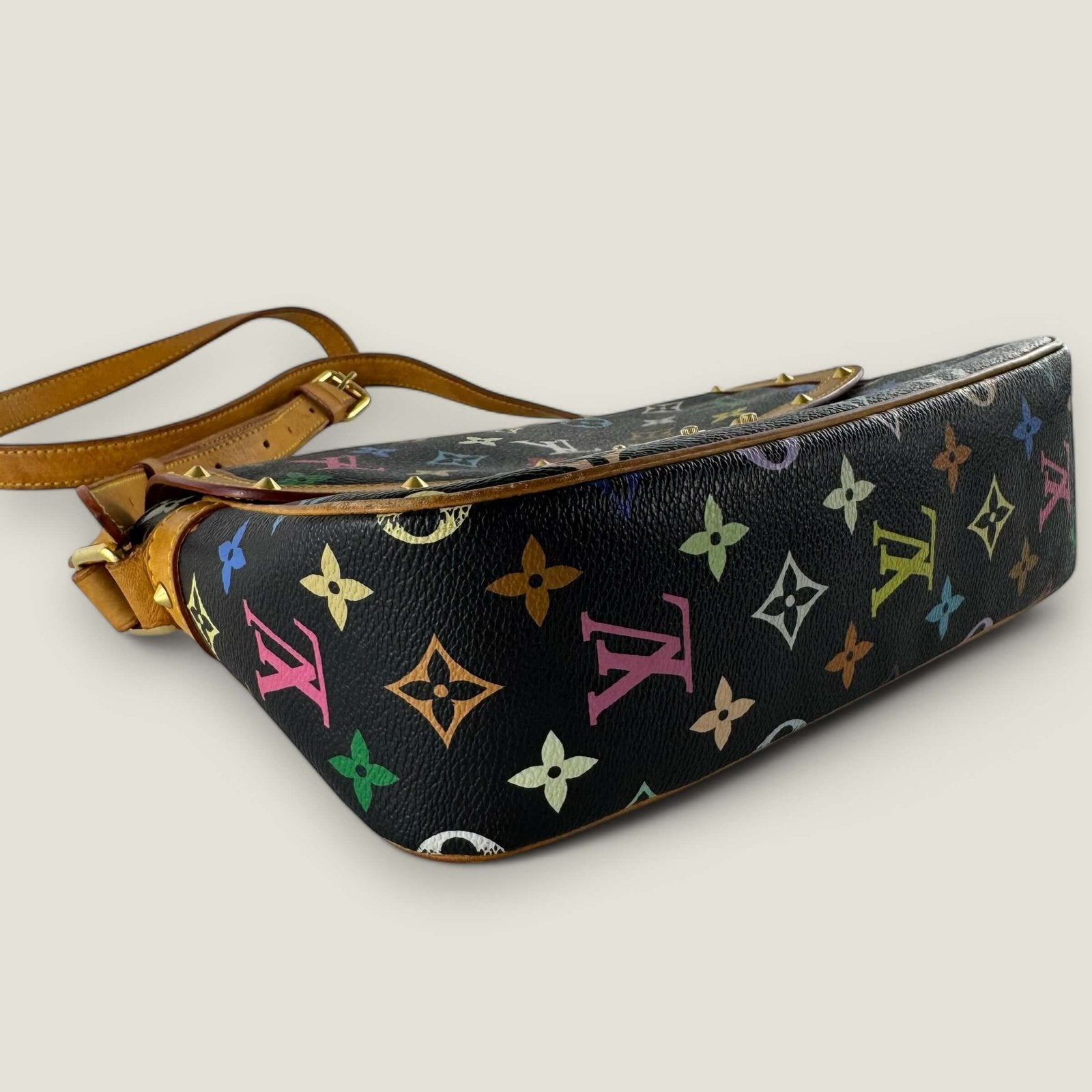 Pre-owned authentic designer bag Louis Vuitton