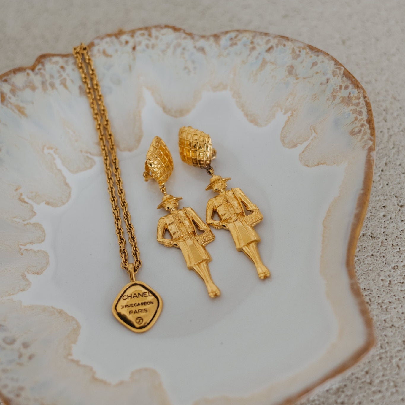 Unieke vintage Chanel sieraden