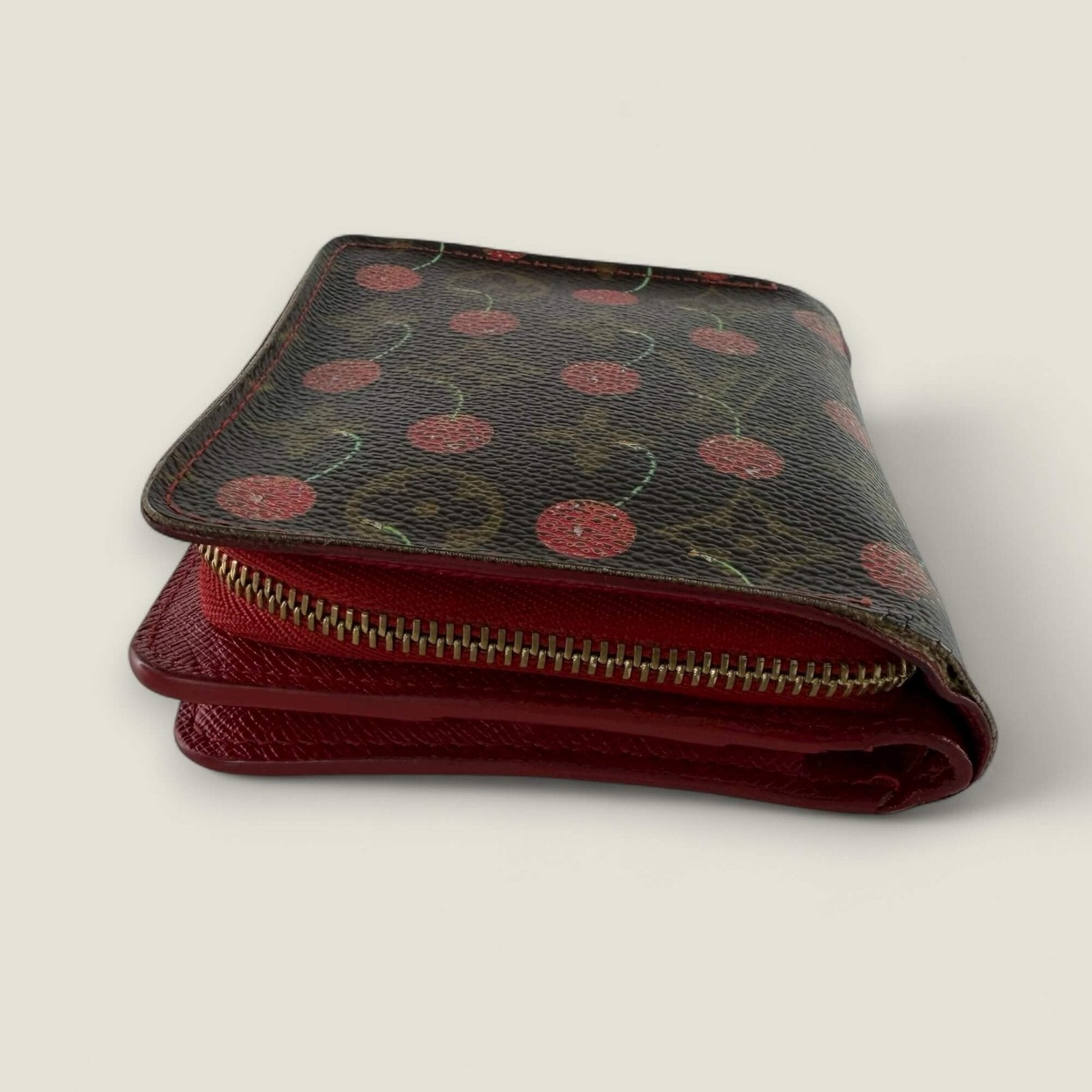 Vintage Louis Vuitton Cherry wallet met pasjesvak