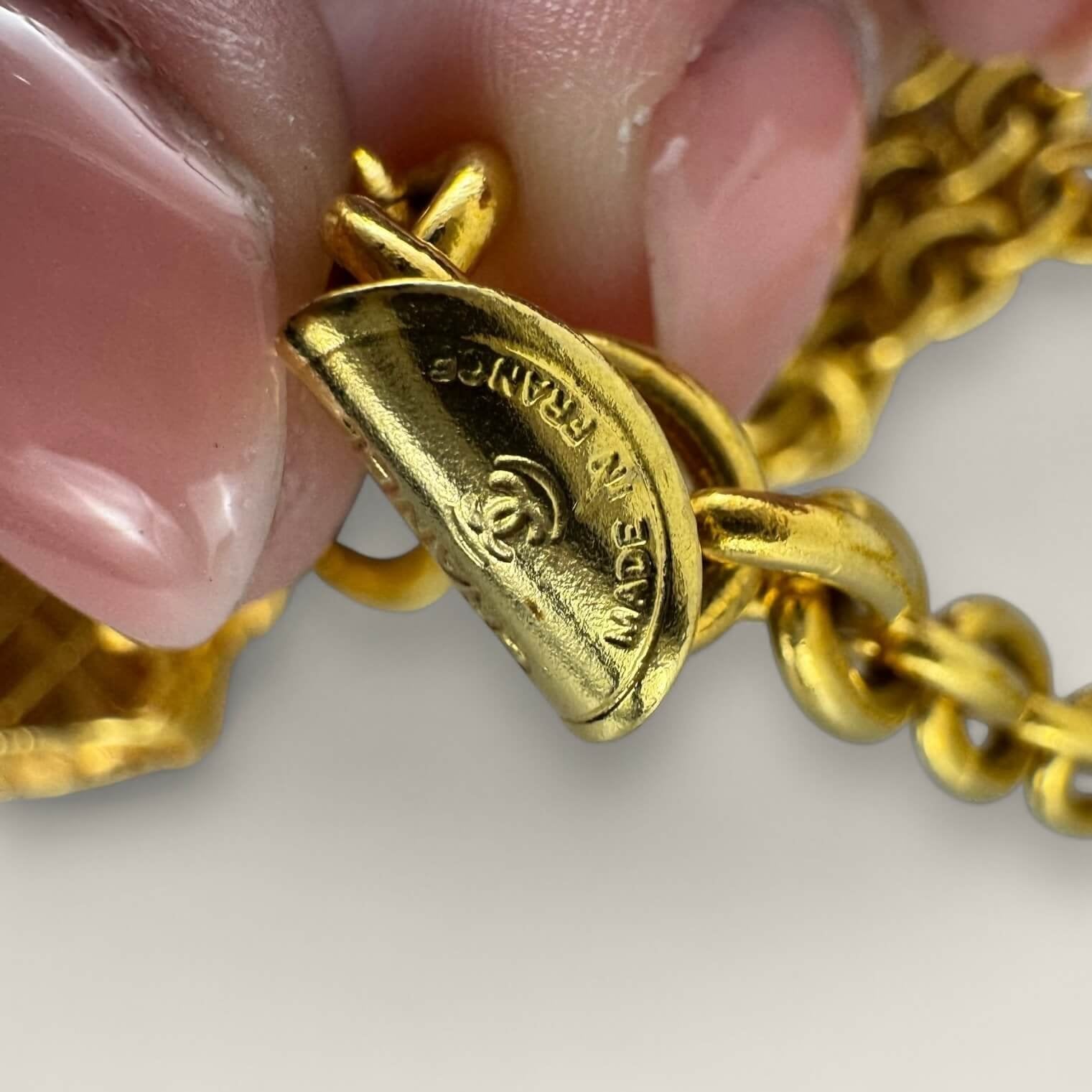 authentic Chanel vintage chain
