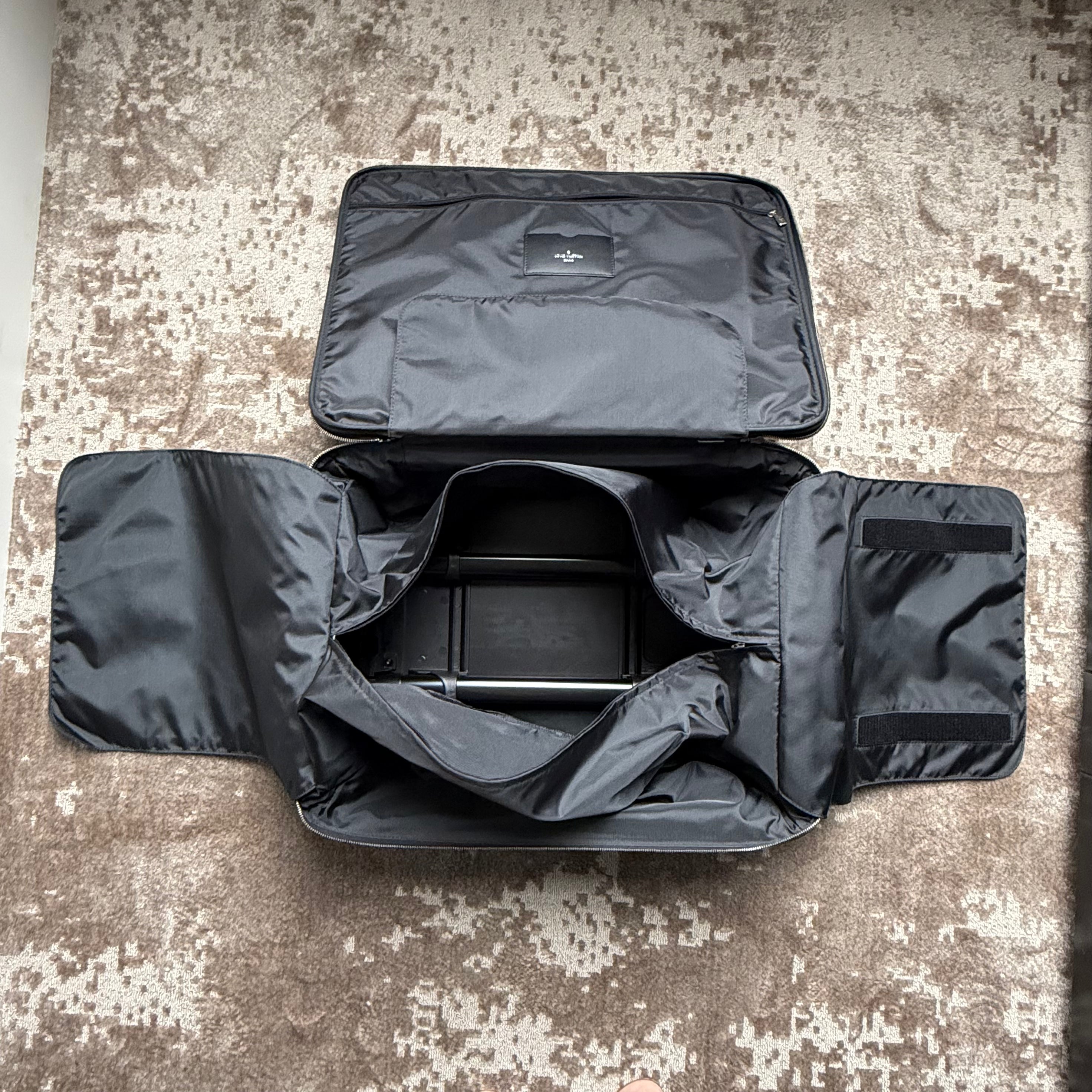 authentieke Louis Vuitton Damier Graphite Pegase 45 cabin trolley