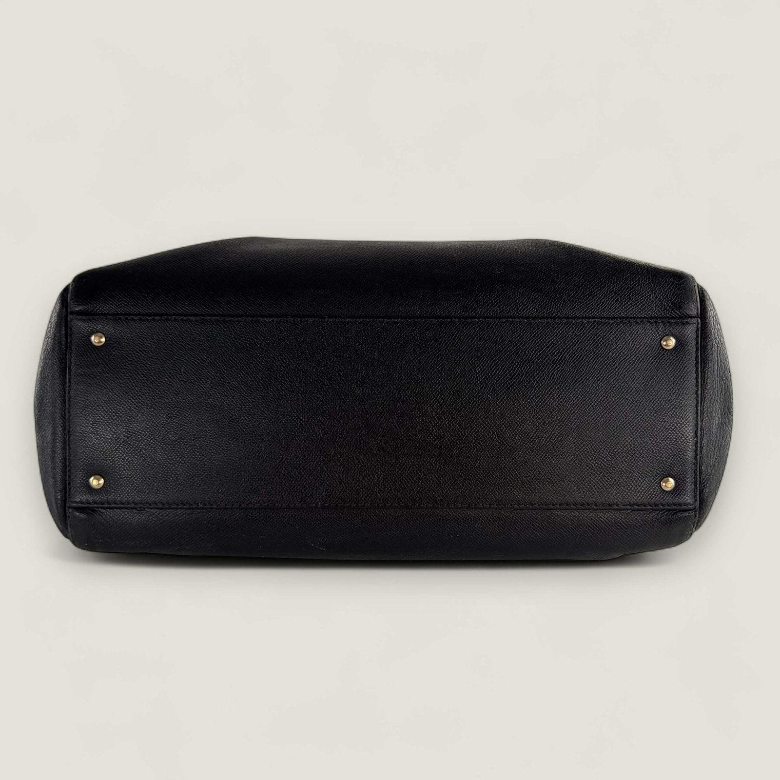 onderkant authentieke vintage Chanel handtas