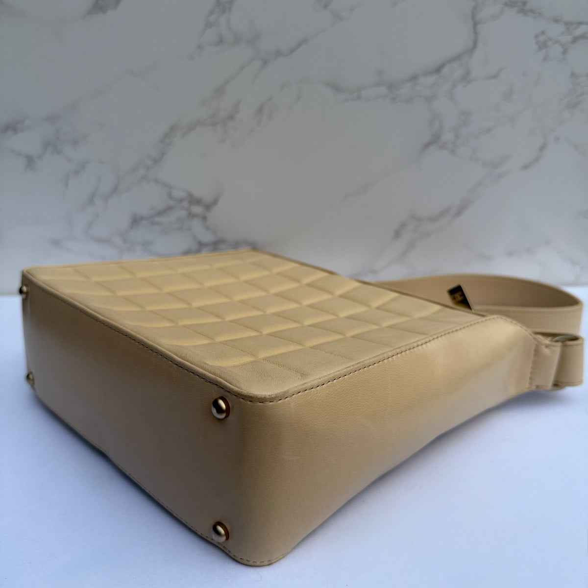 preloved Chanel chocolate bar bag