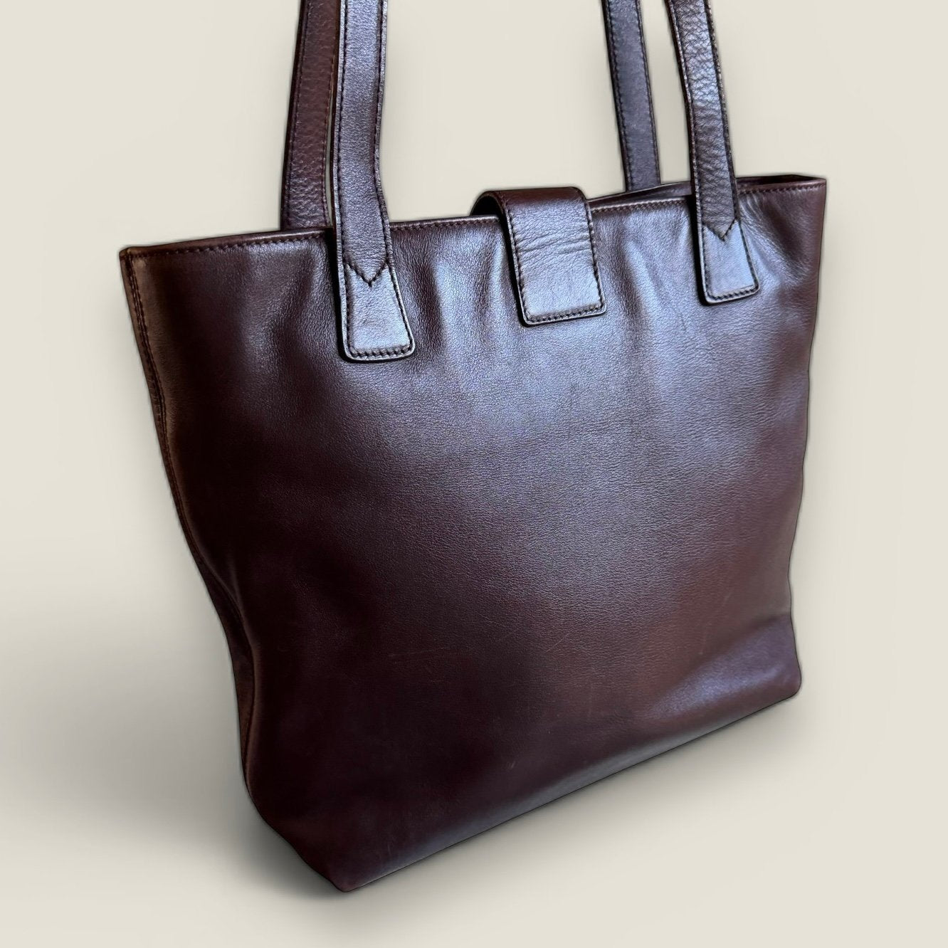 vintage Chanel brown lambskin tote side pre-owned