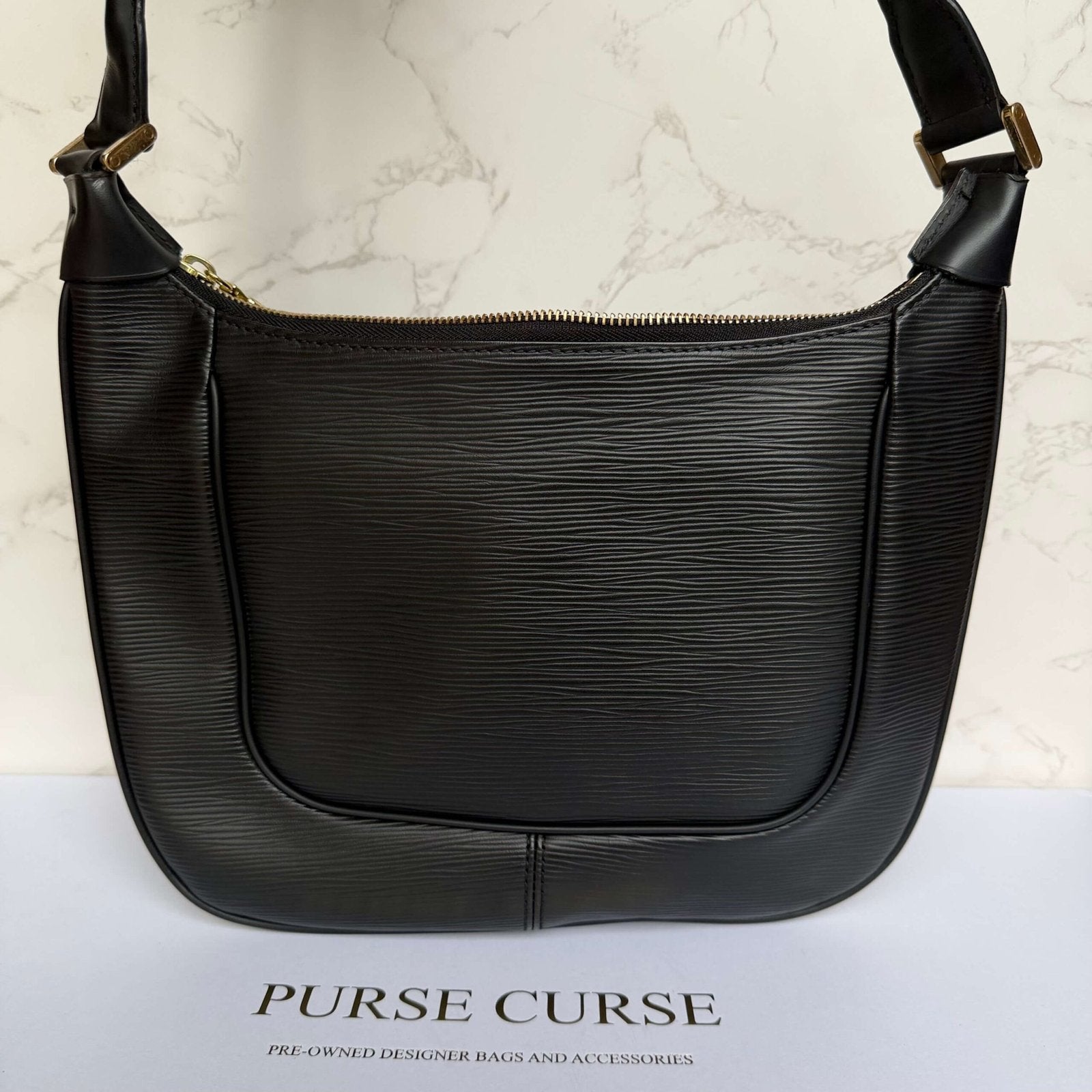 Back authentic Louis Vuitton epi leather