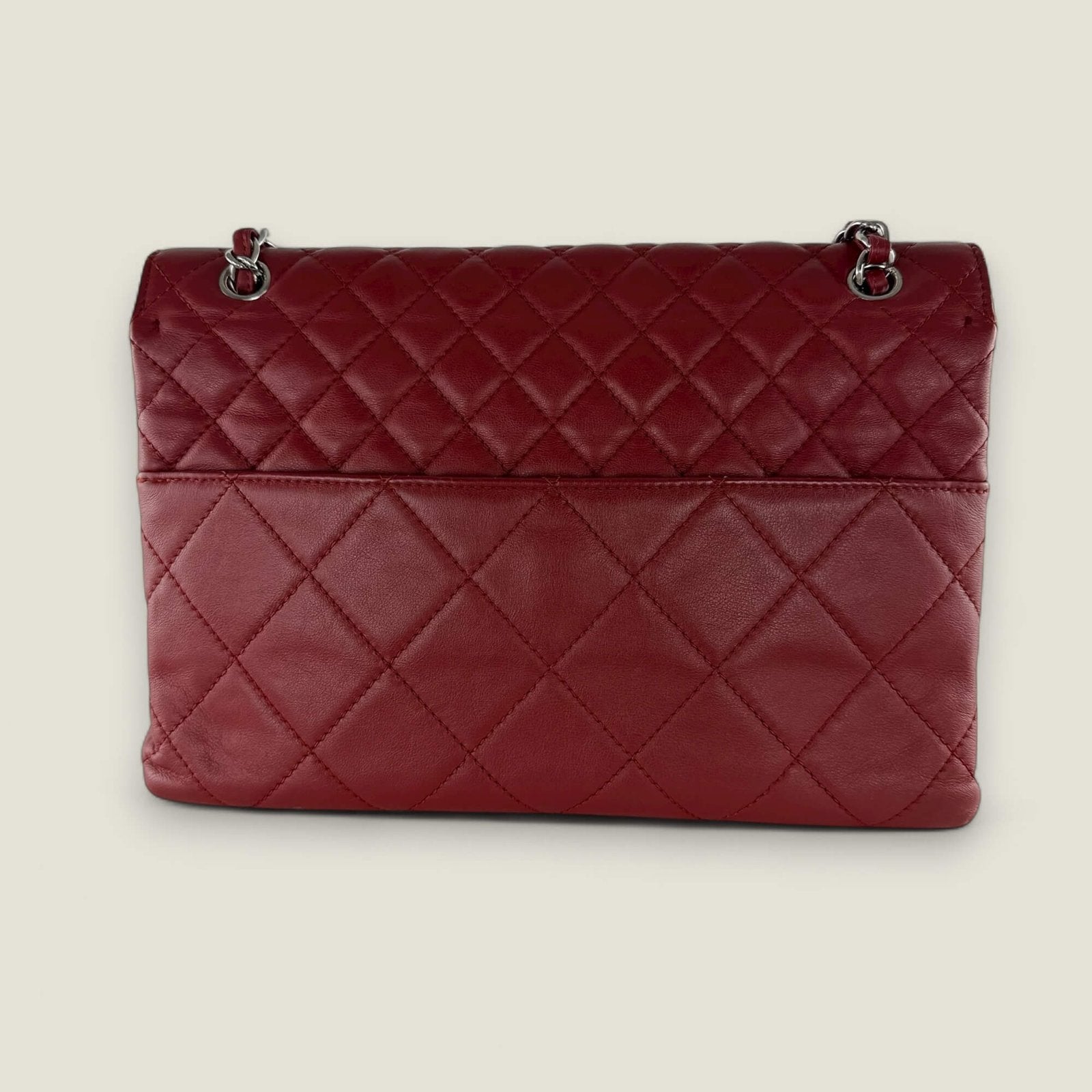 Achterkant preloved Chanel tas