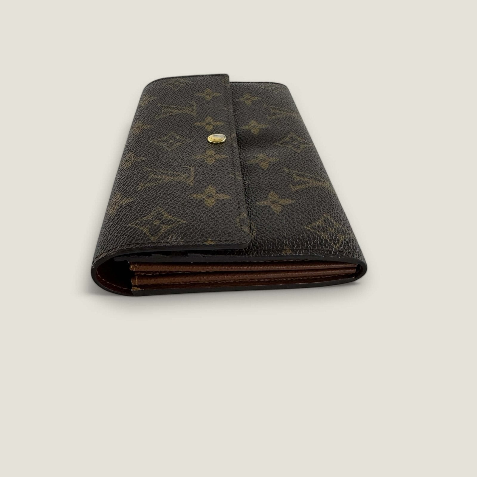 Authentic Louis Vuitton wallet large Sarah