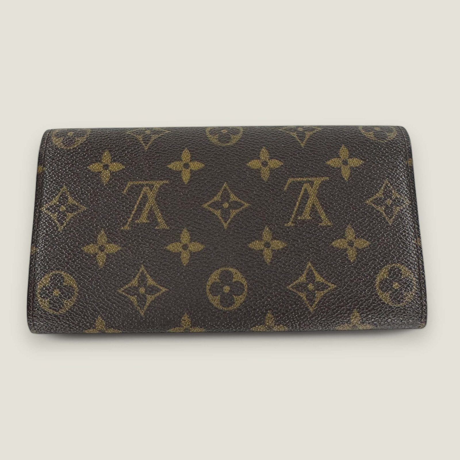 Authentic Louis Vuitton wallet large model monogram LV