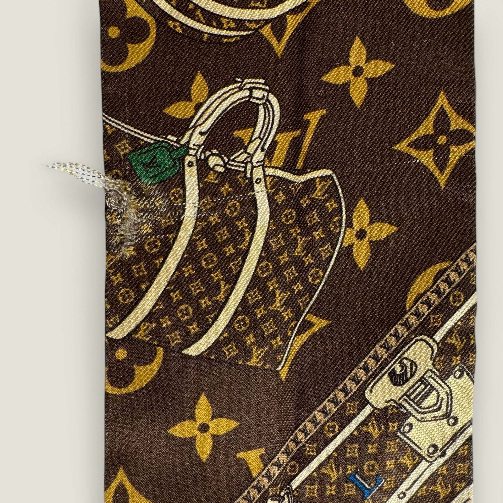 Authentic Louis Vuitton scarf twilly model monogram bags and suitcase print