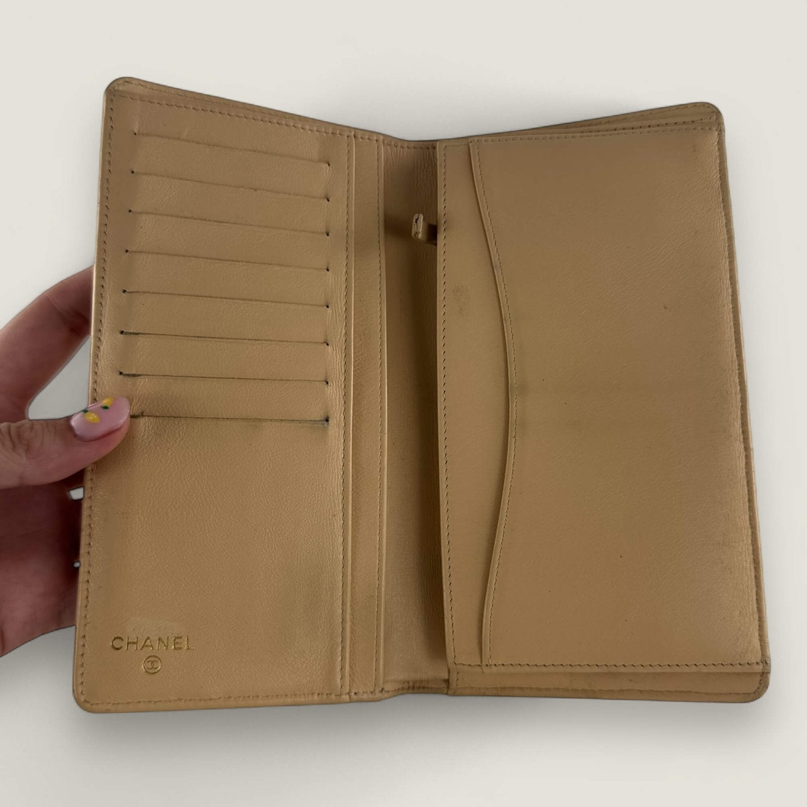 Interior original Chanel wallet large model