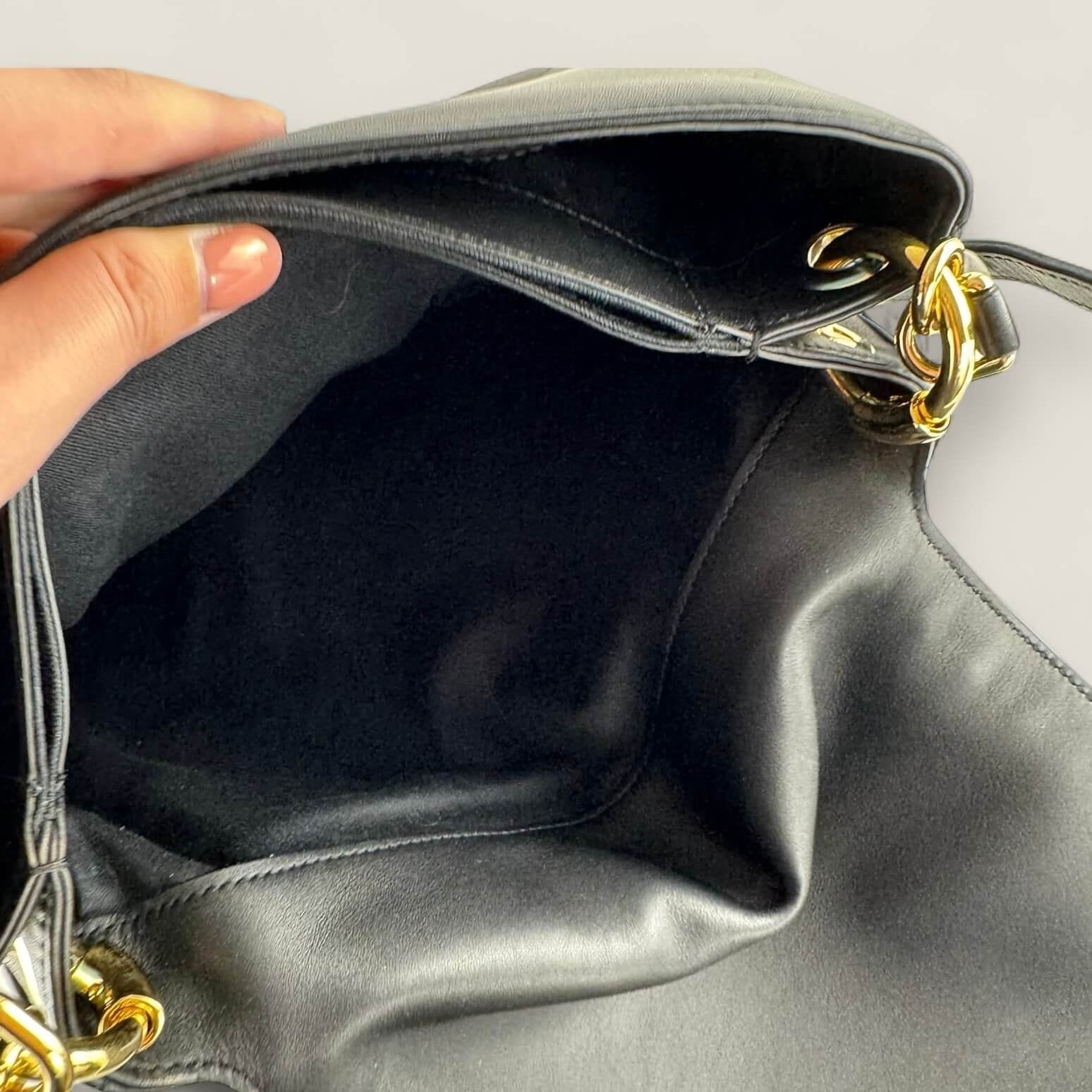 Interior pre-owned Dolce and Gabbana shoulder bag