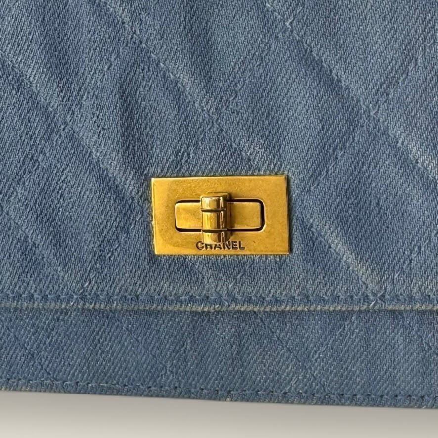 Chanel 2.55 turn-lock wallet on chain