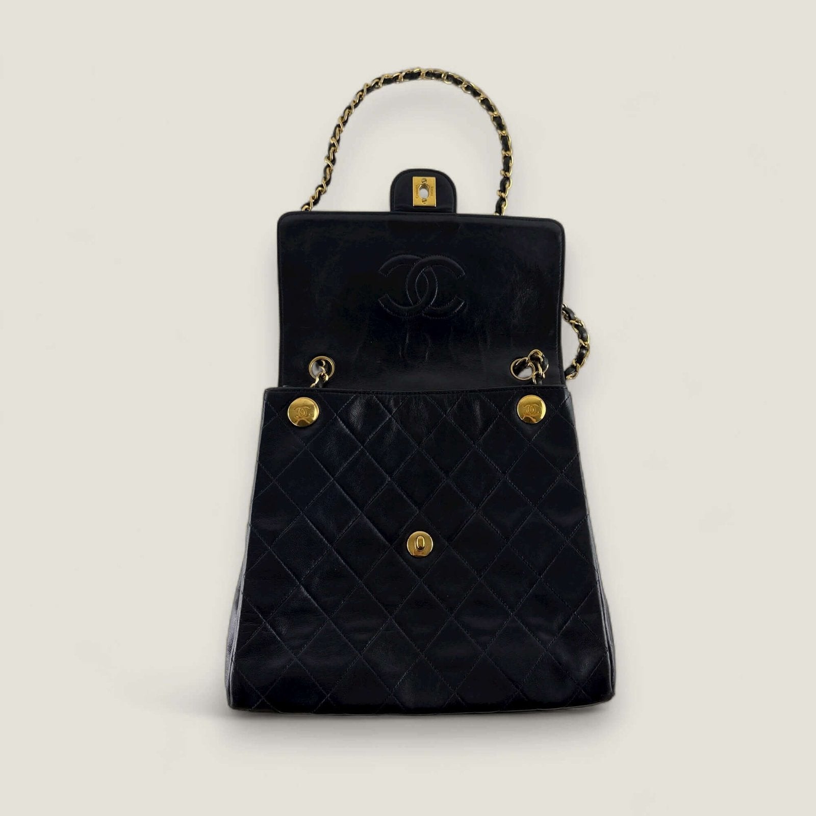 Chanel Matelassé schoudertas binnenkant lamsleer