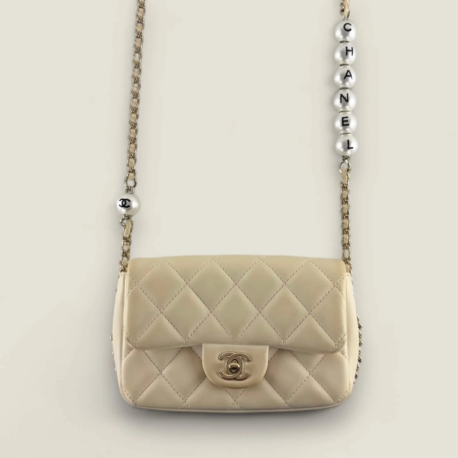 Chanel Mini Flap bag handbag with pearl chain