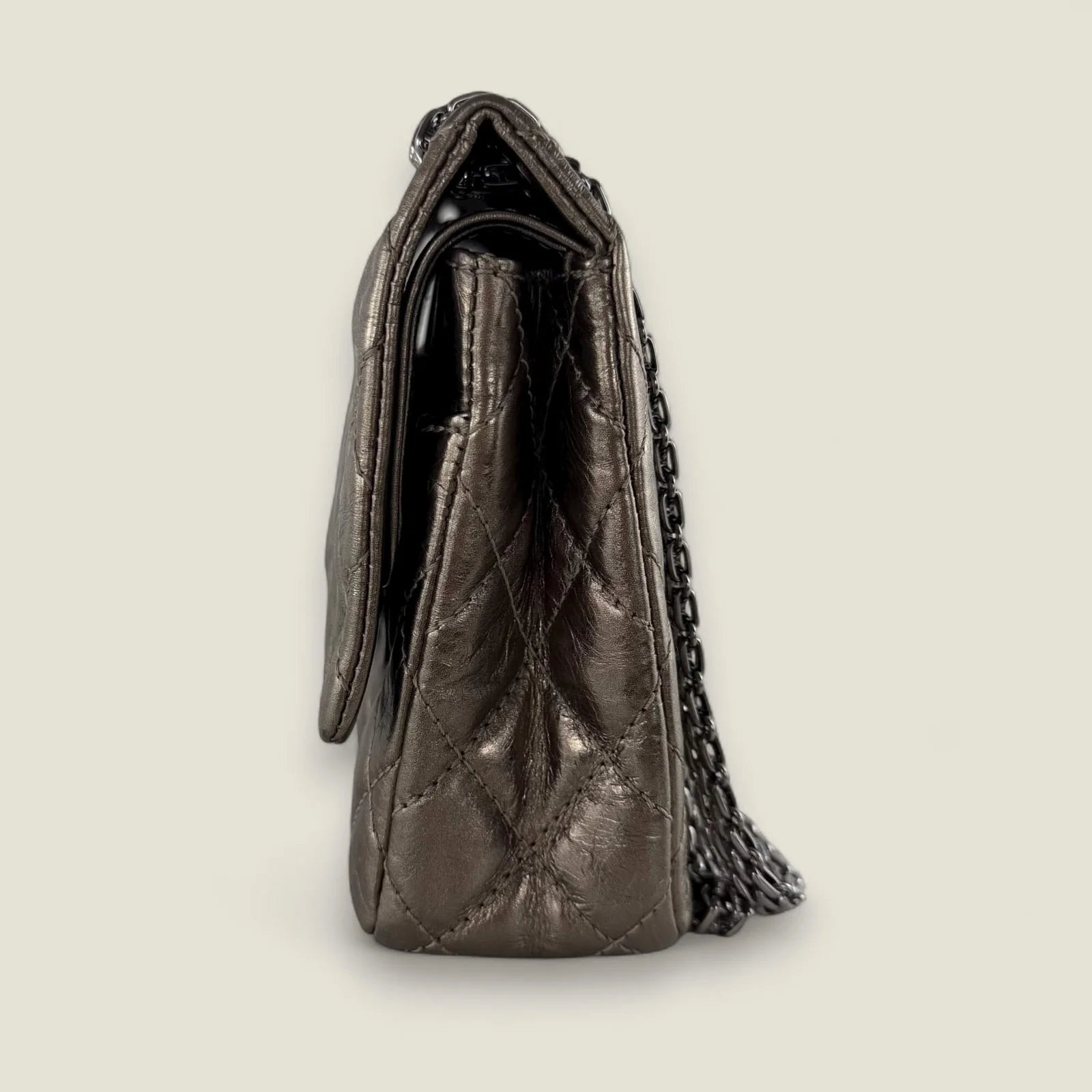 Chanel Reissue metallic bronze leren tas medium