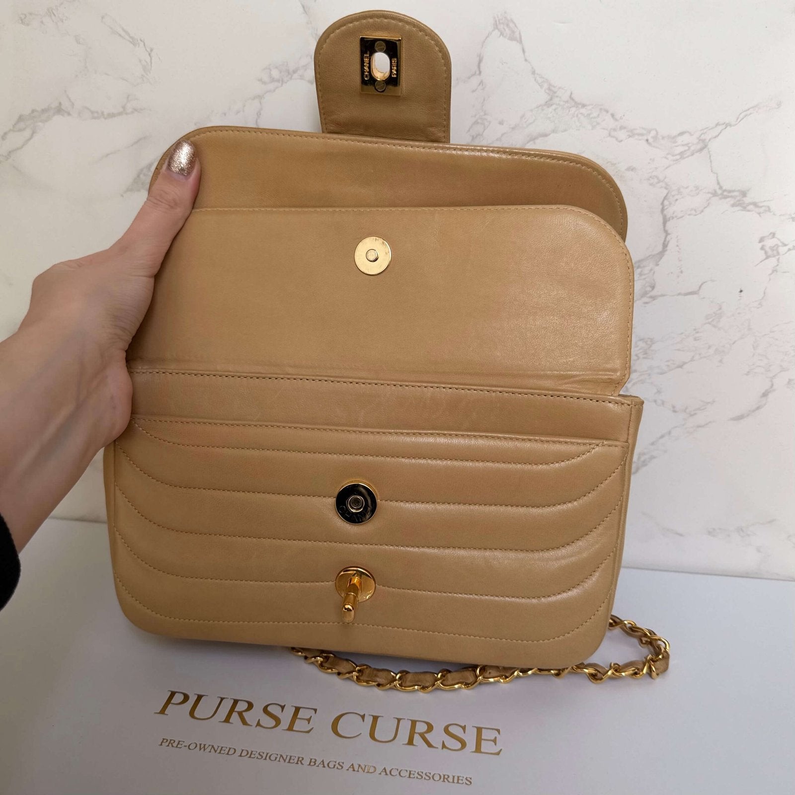 Chanel beige lamsleer schoudertas