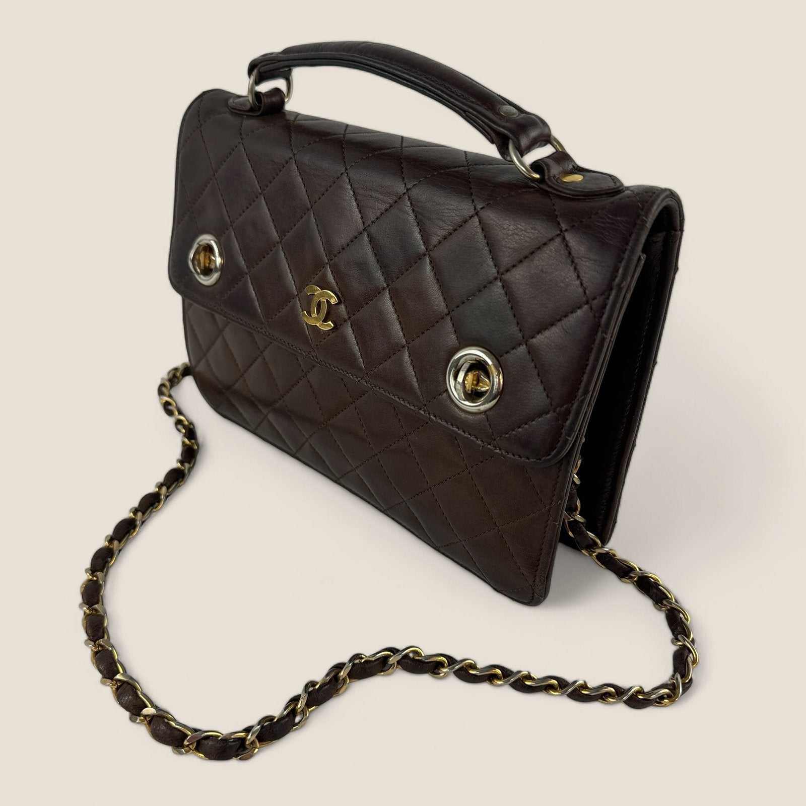 Chanel briefcase pre-owned double closure turnlock CC