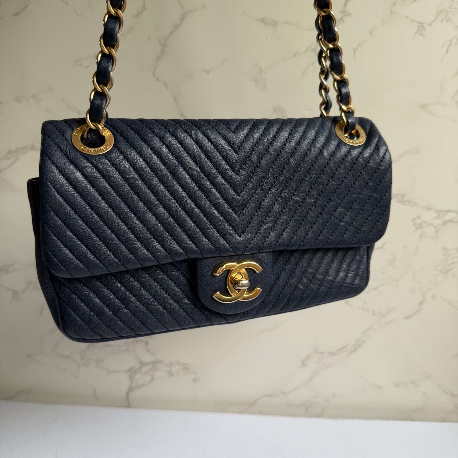 Chanel chevron flap bag navy aged calfskin