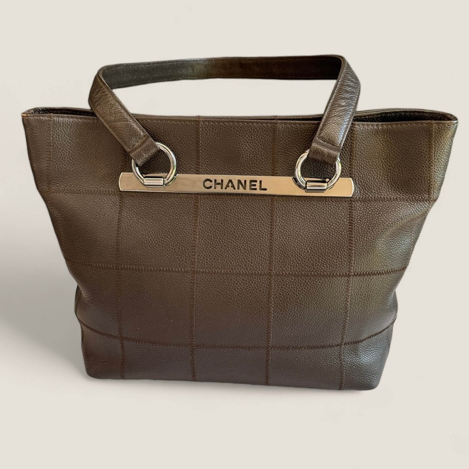 Chanel chocolate bar caviar tote brown - pre-owned