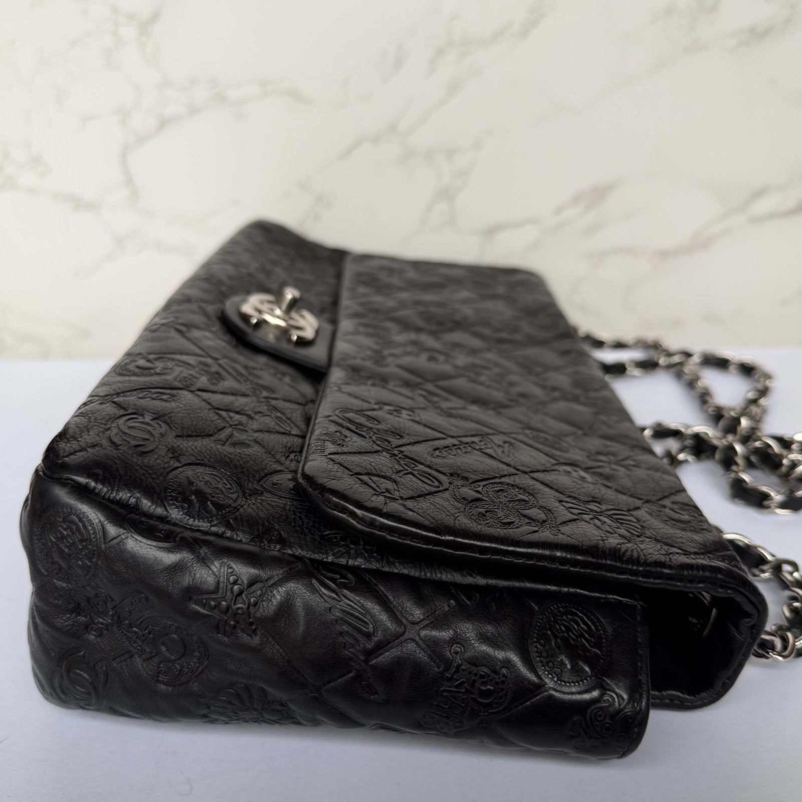 Chanel jumbo lucky symbols limited edition detail