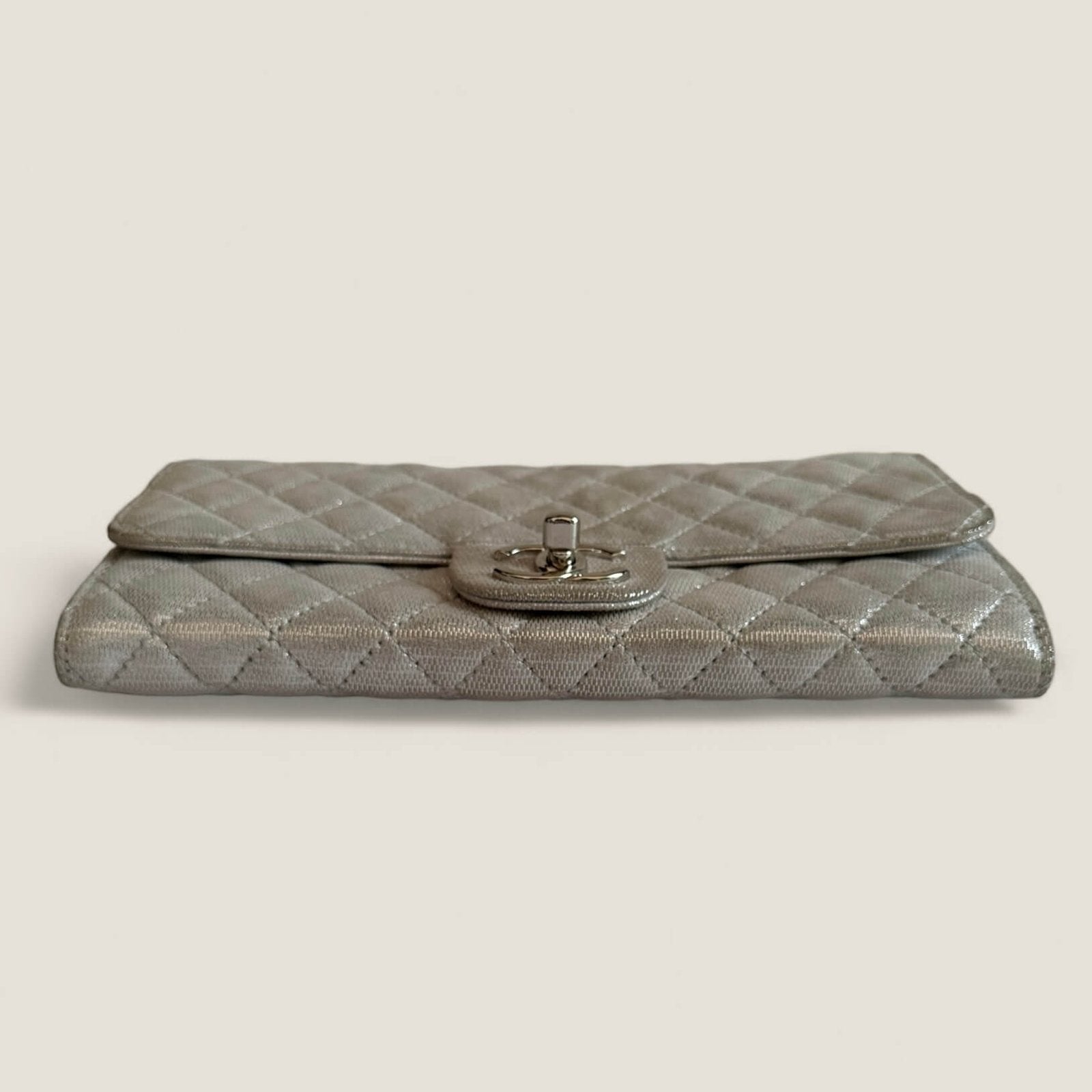 Chanel metallic silveren East West flap clutch handbag