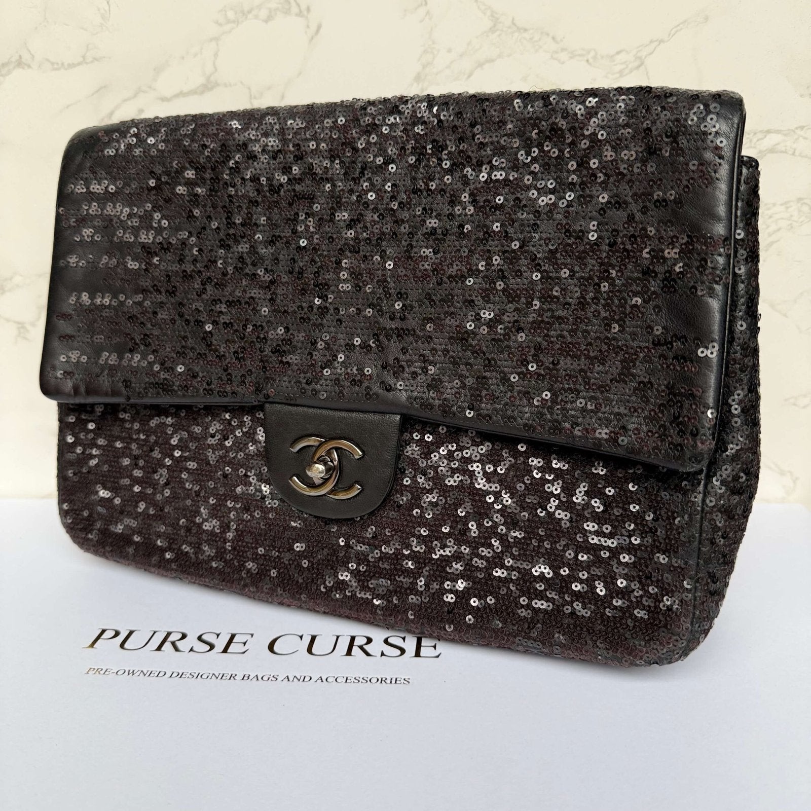 Chanel pailletten patroon detail