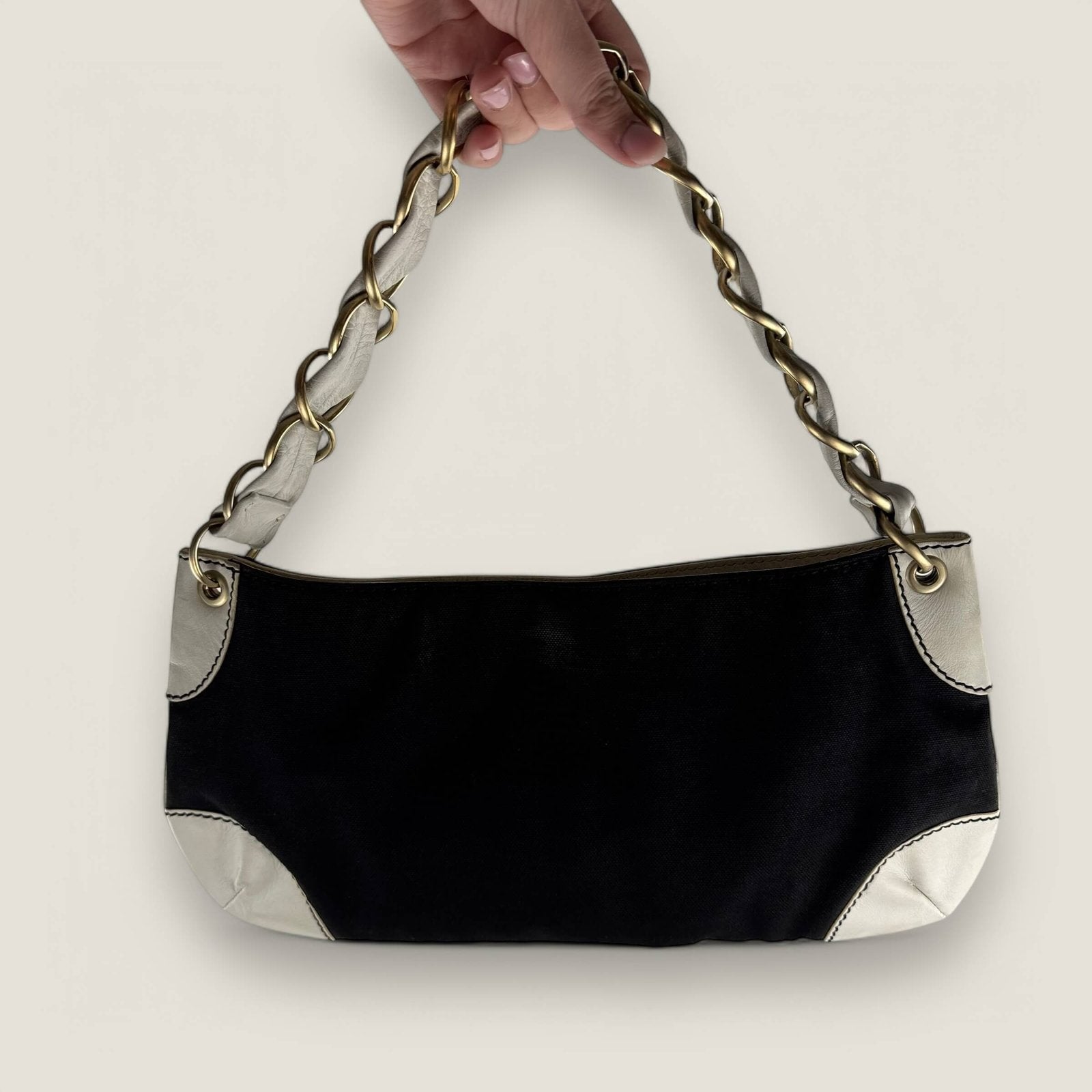 Chanel preloved designer tas