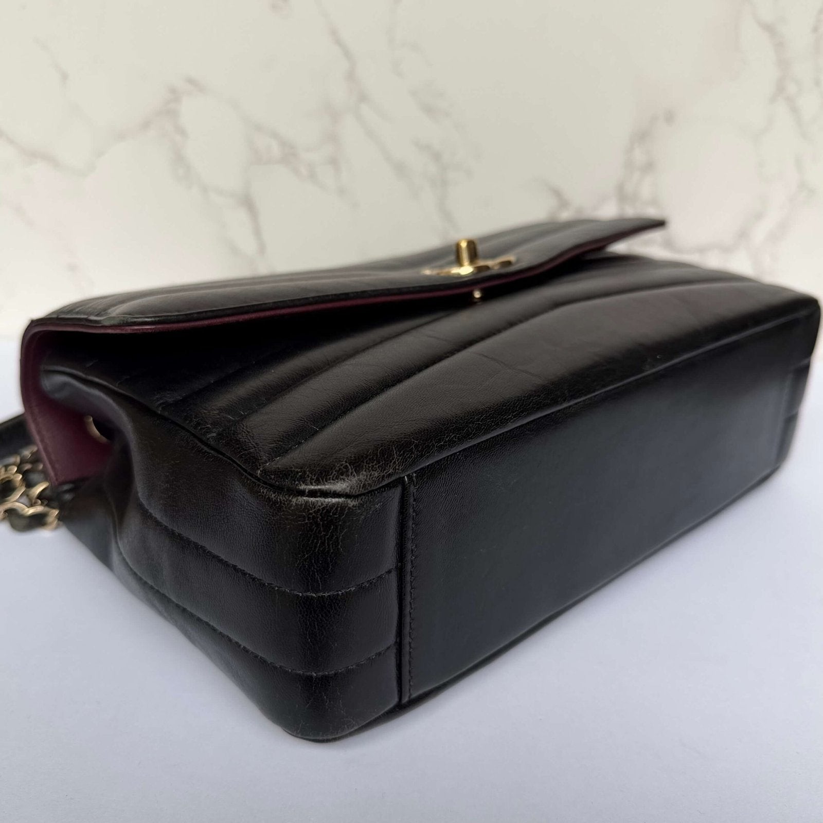 Chanel reversed chevron flap bag detail
