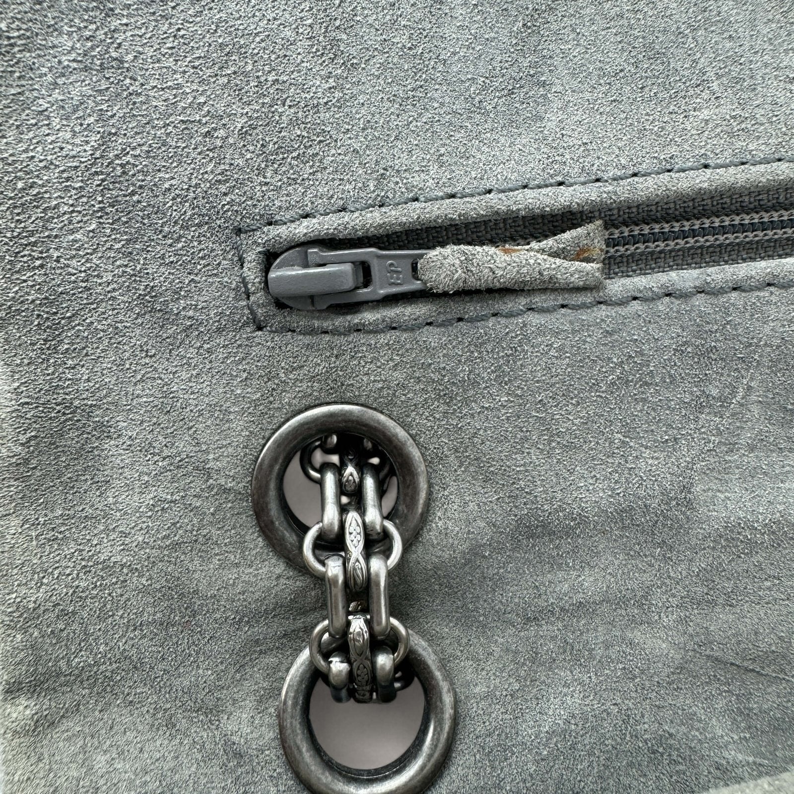 Chanel zip interior preloved bag