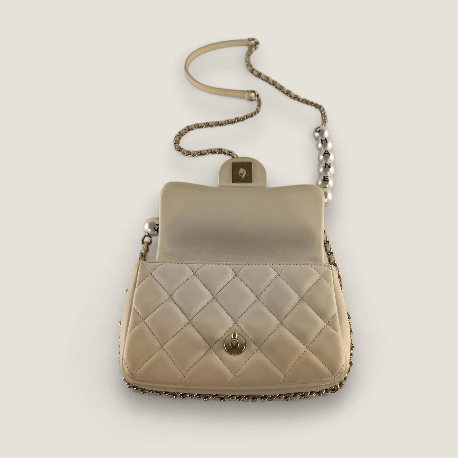 Chanel bag with pearls stylish shoulder bag