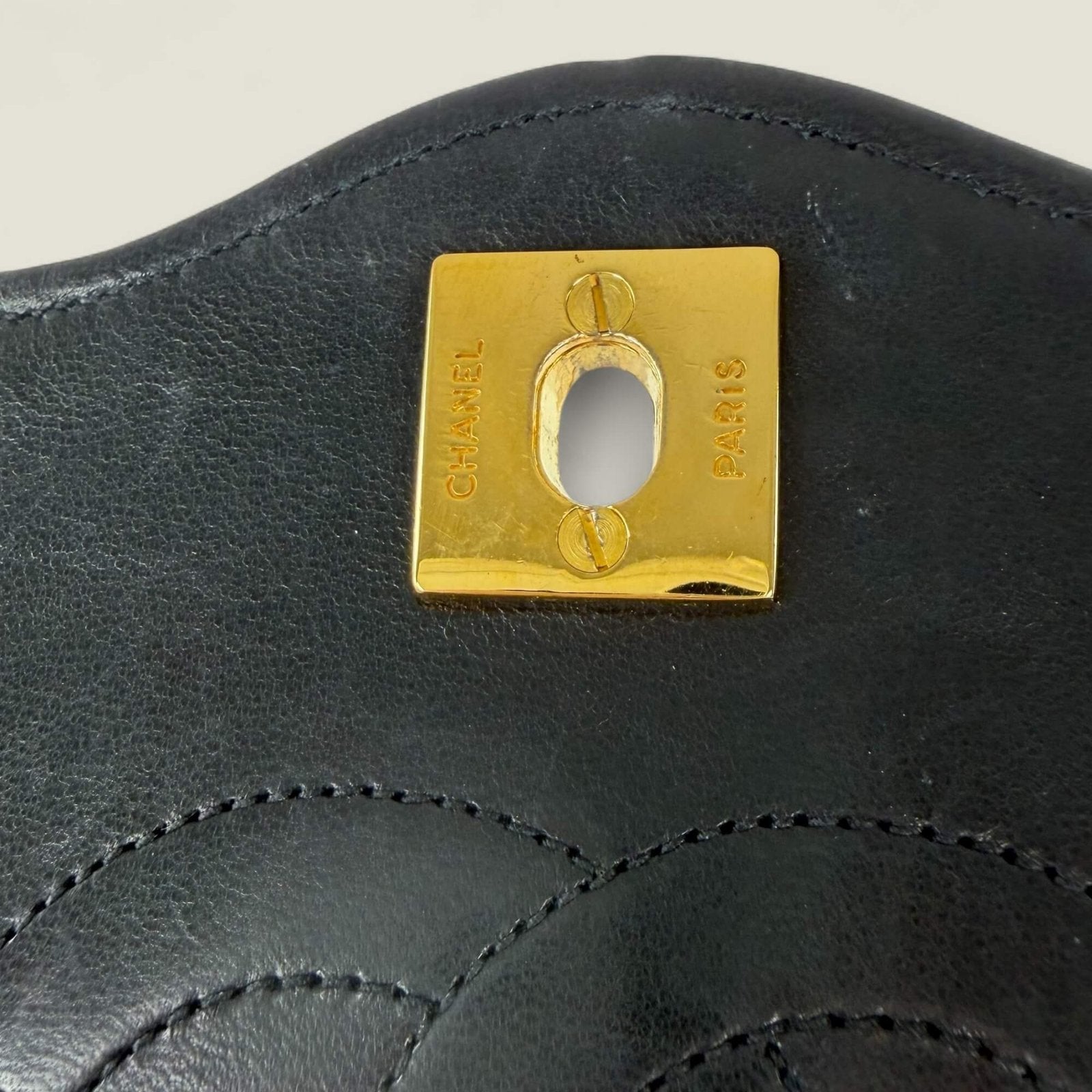 Chanel vintage matelasse single flap turnlock cc slot