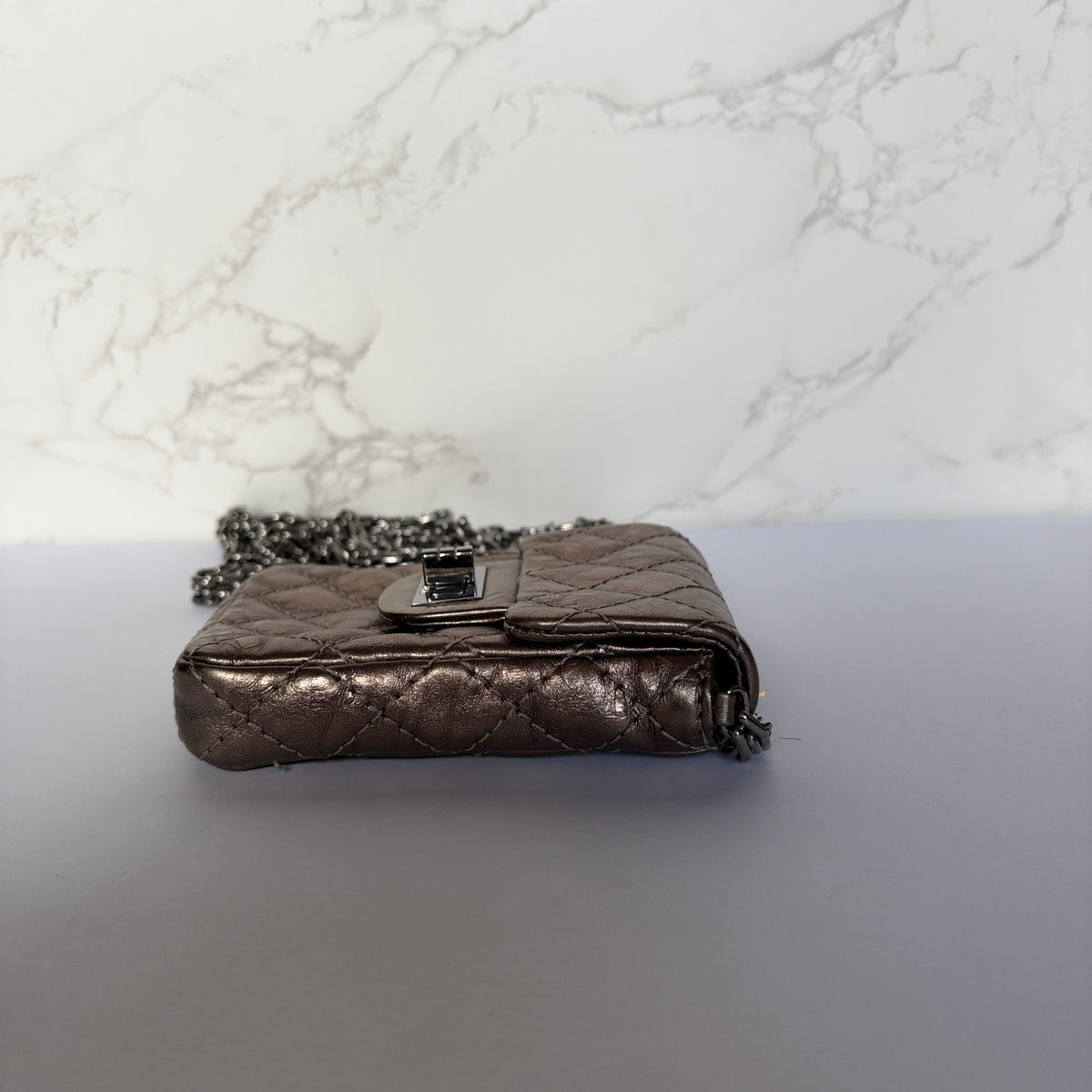 Chanel
2.55 Reissue Crossbody Phone Holder